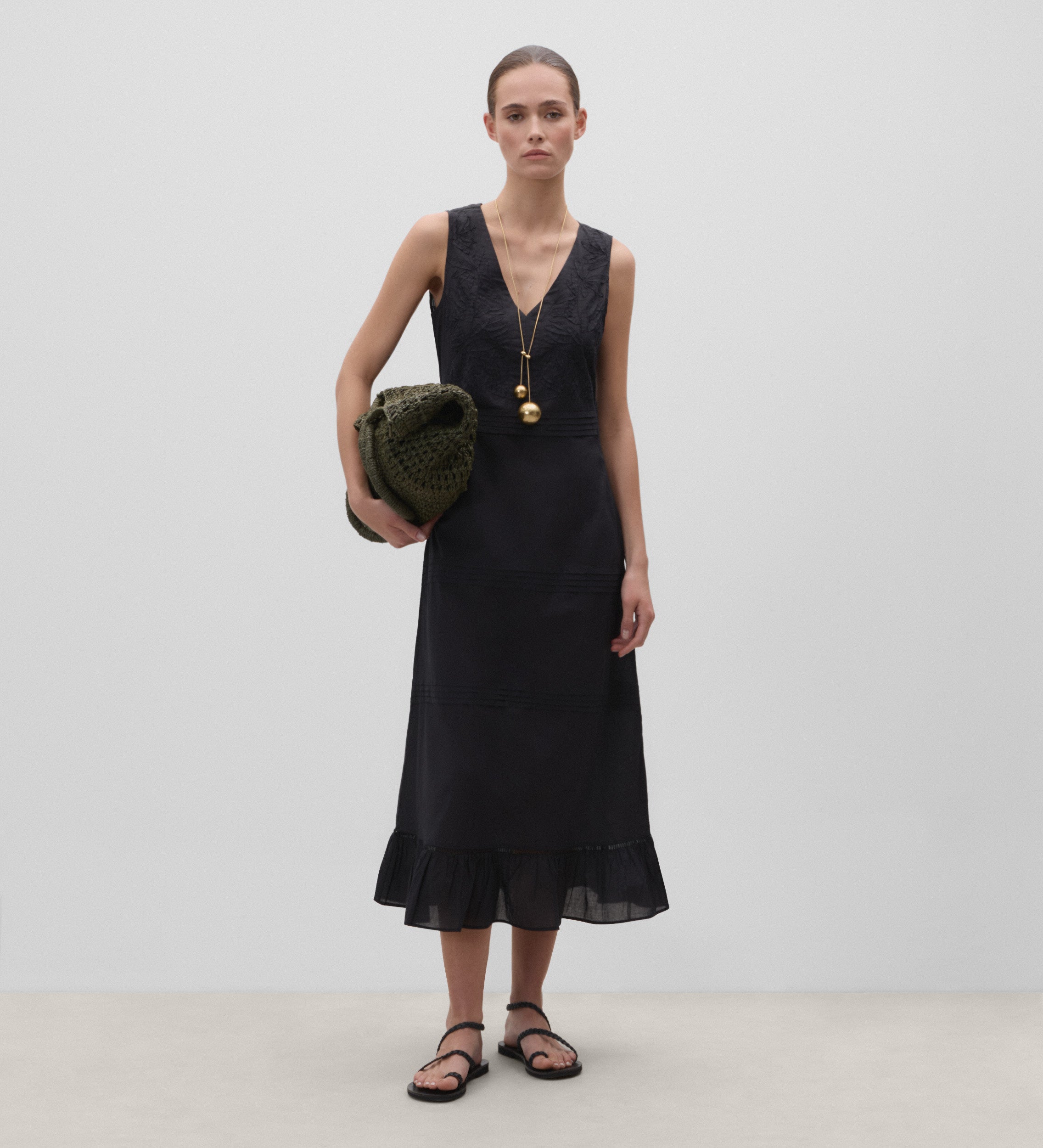 Long dress with trimmings