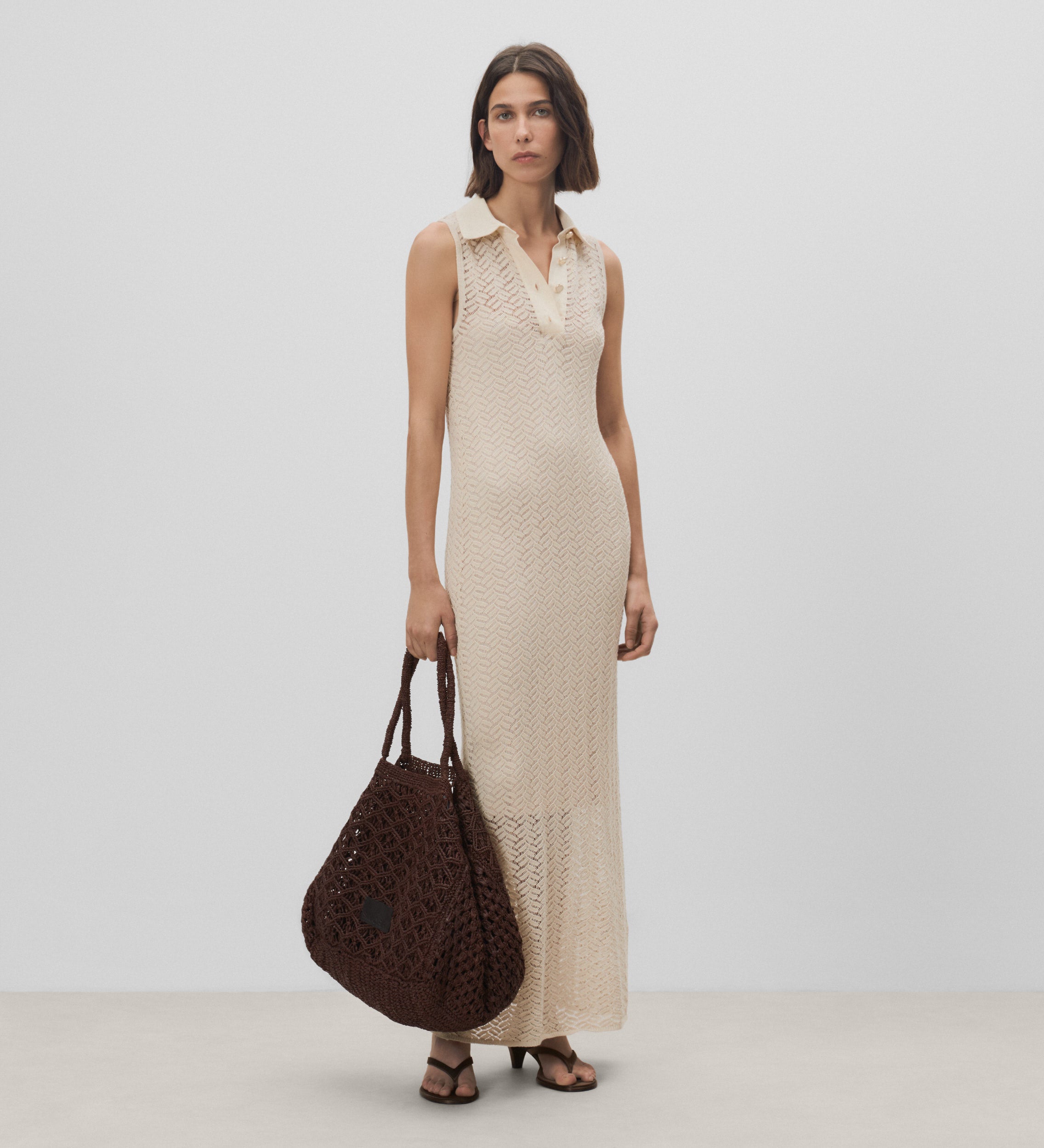 Vestido punto calados