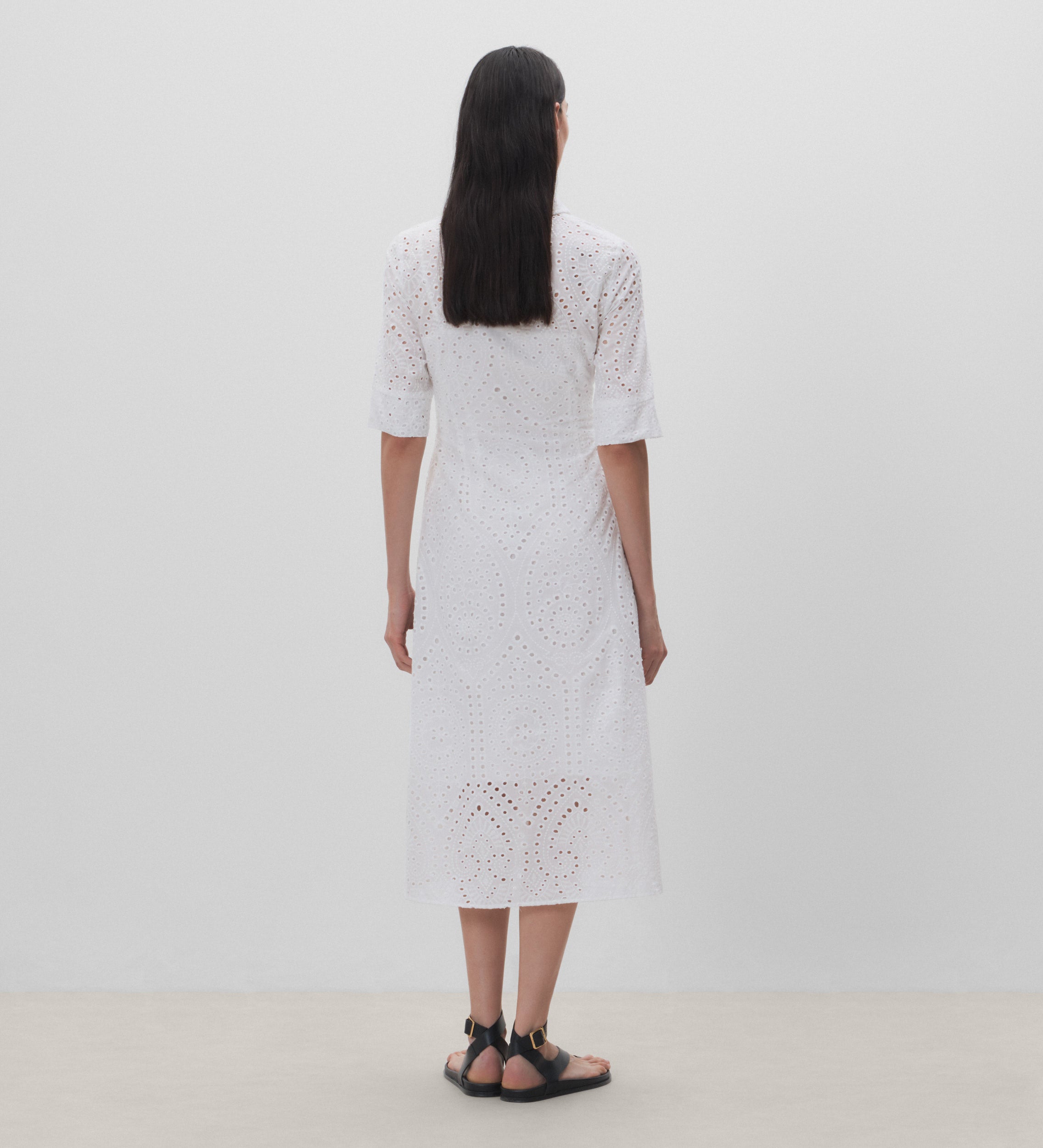 Vestido camisero algodón bordado