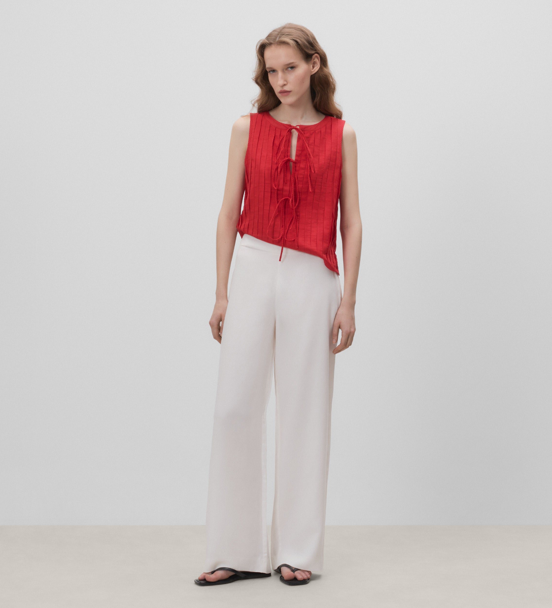 Top pleats bow