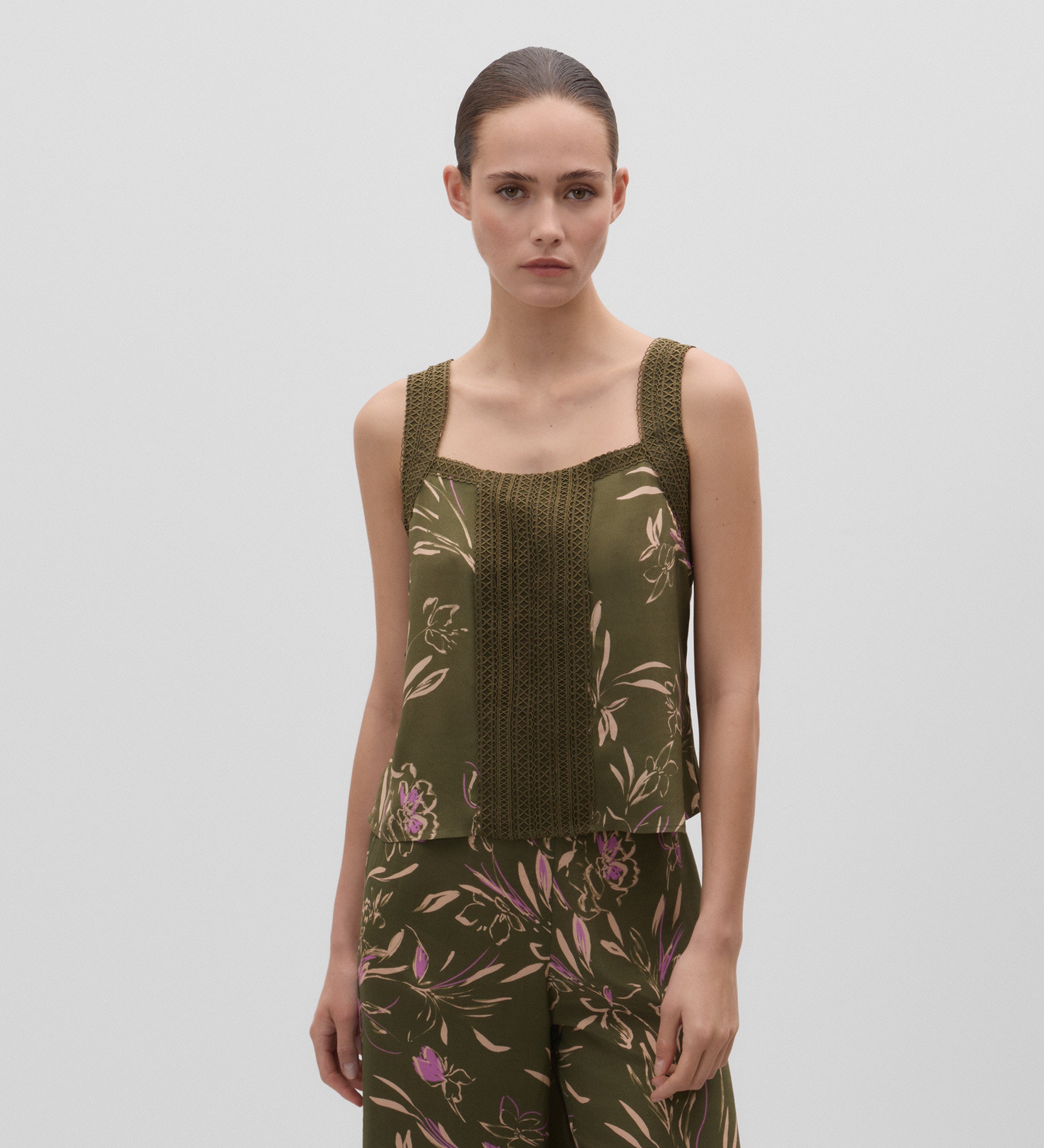 Top tirantes estampado