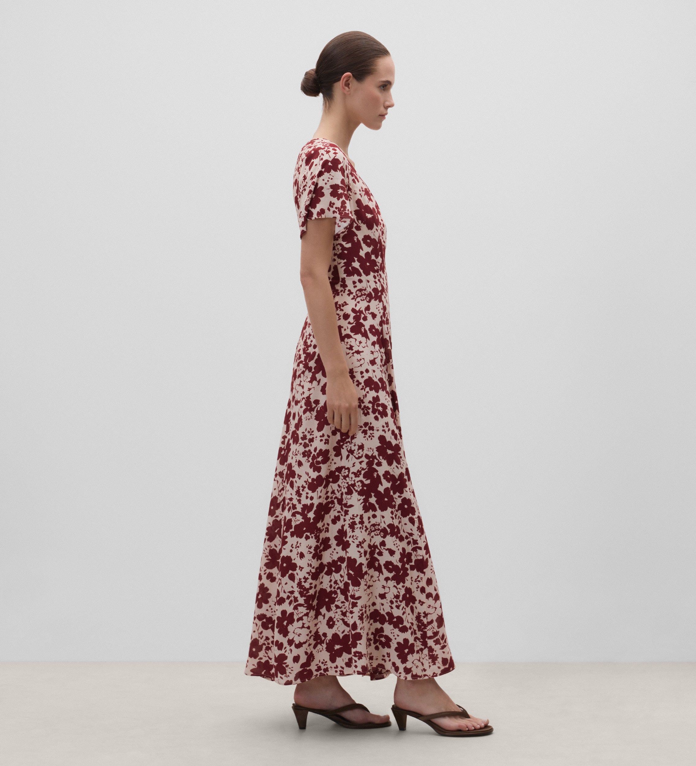 Robe imprimée à col en V