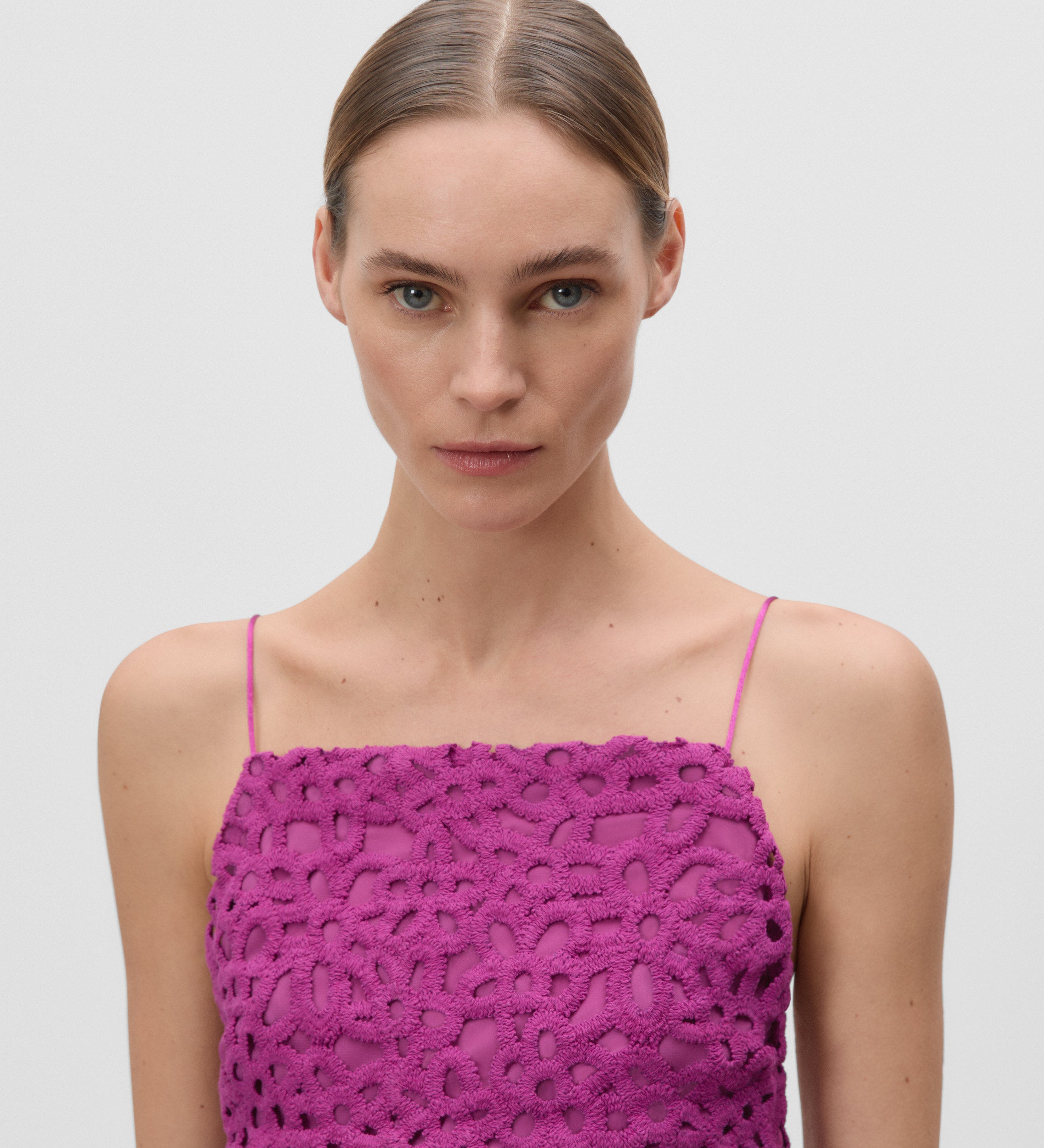 Vestido tirantes guipour