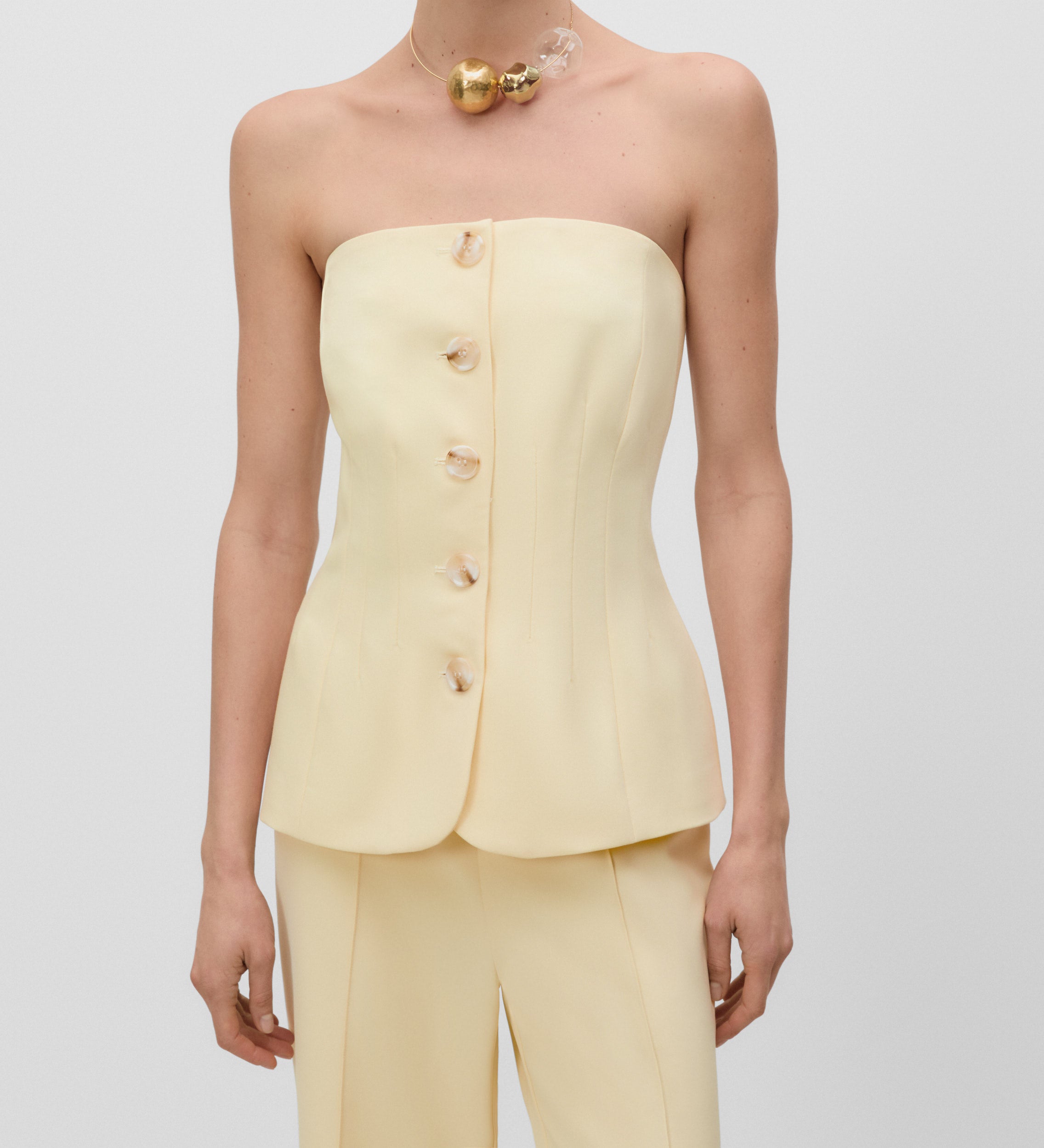 Strapless top