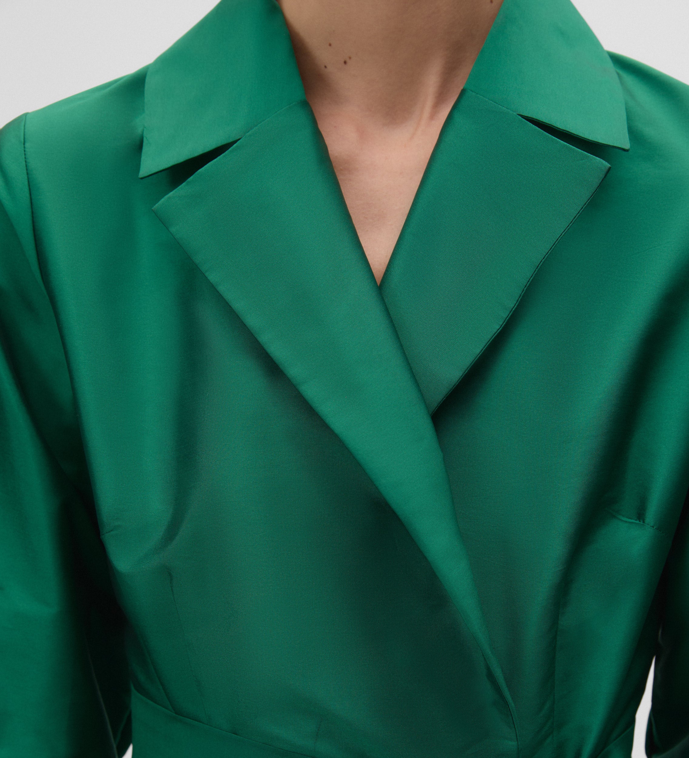 Robe à manches midi