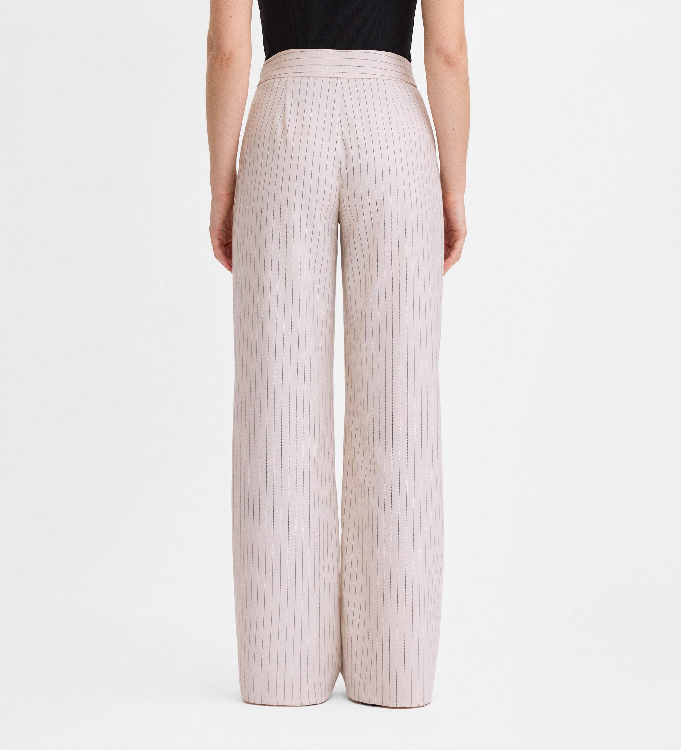 Pantalon à fines rayures