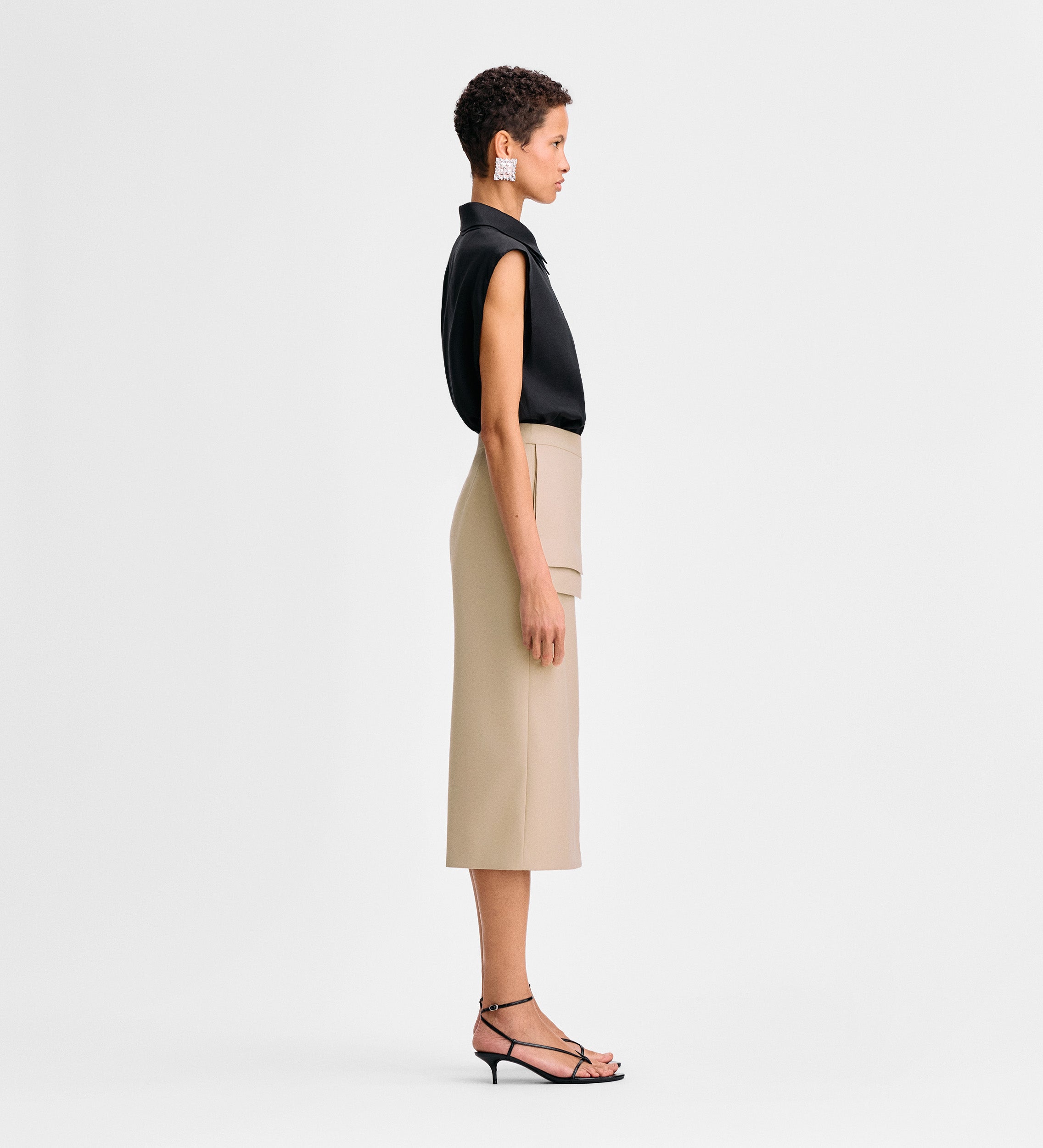 Jupe midi détail poche