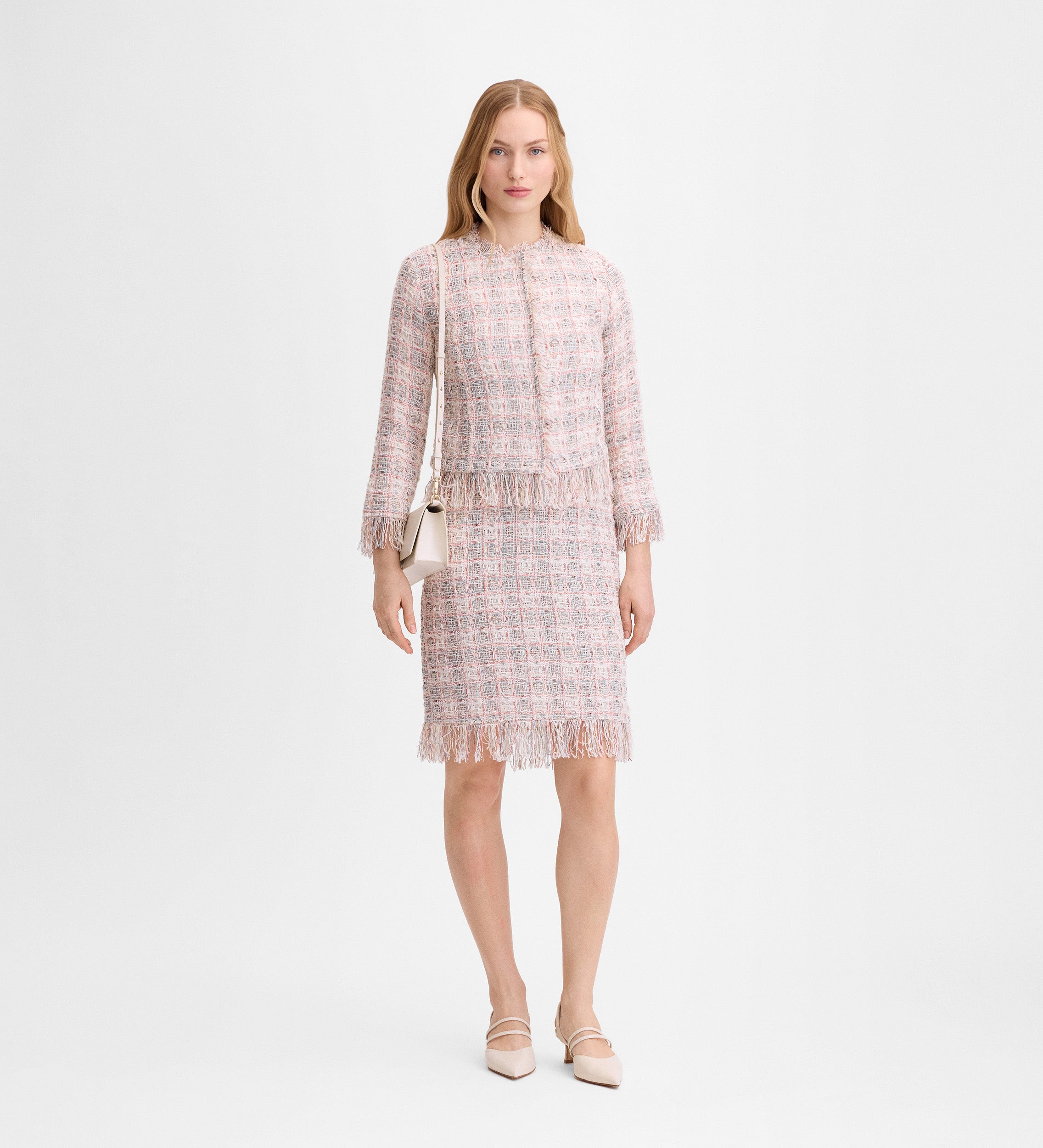 Robe courte en tweed