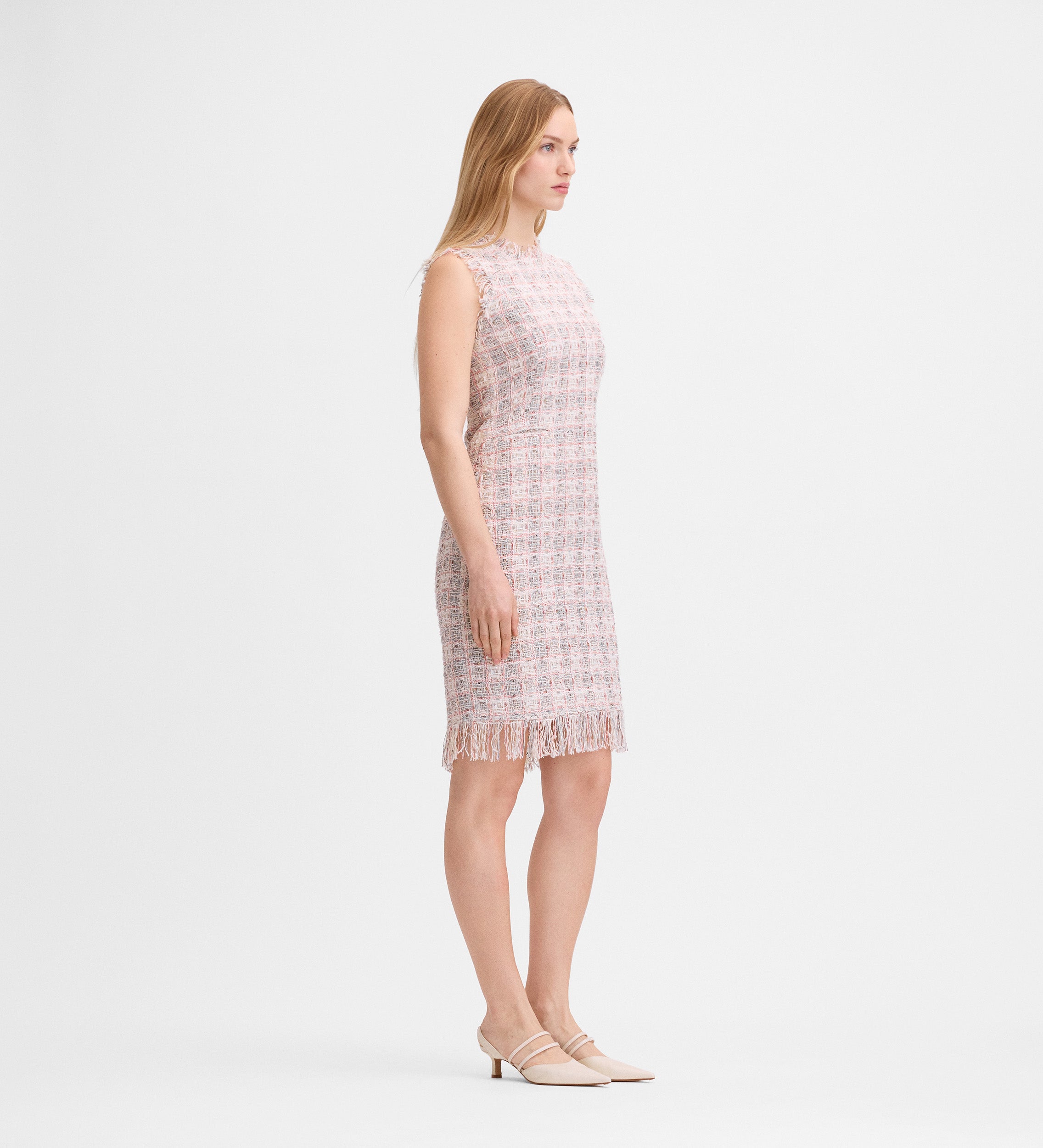 Robe courte en tweed
