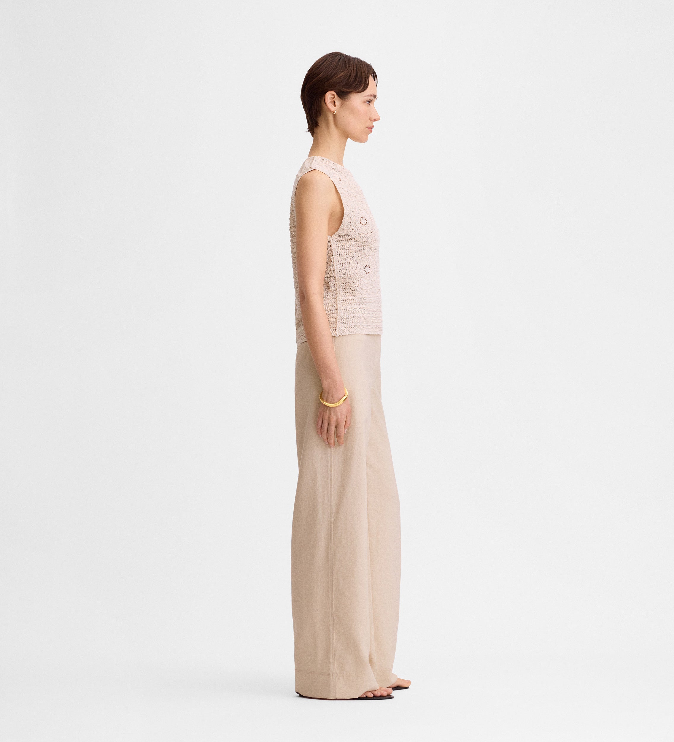 Wide leg pants