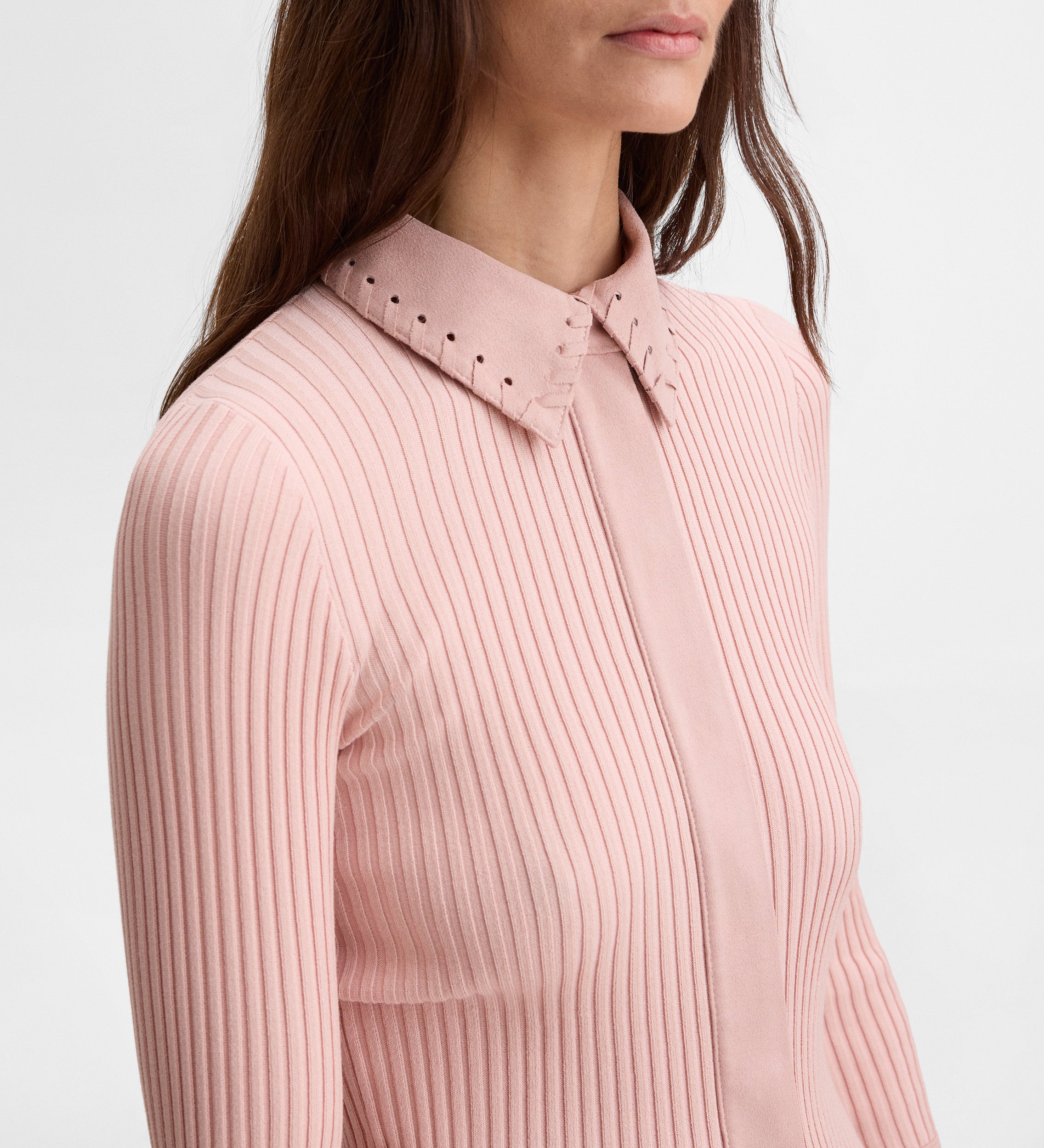 Polo détails en daim