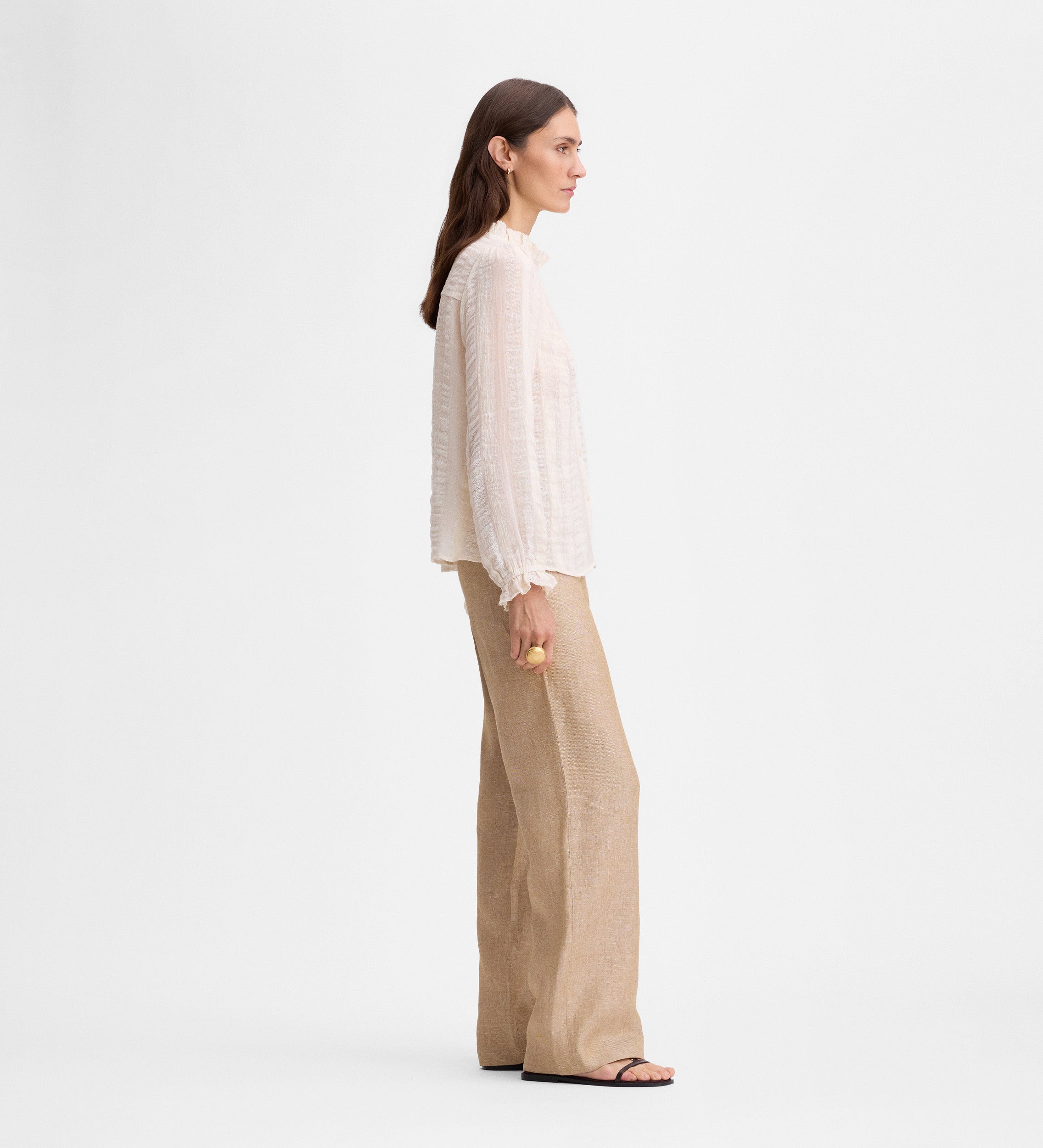 Pleated linen pants