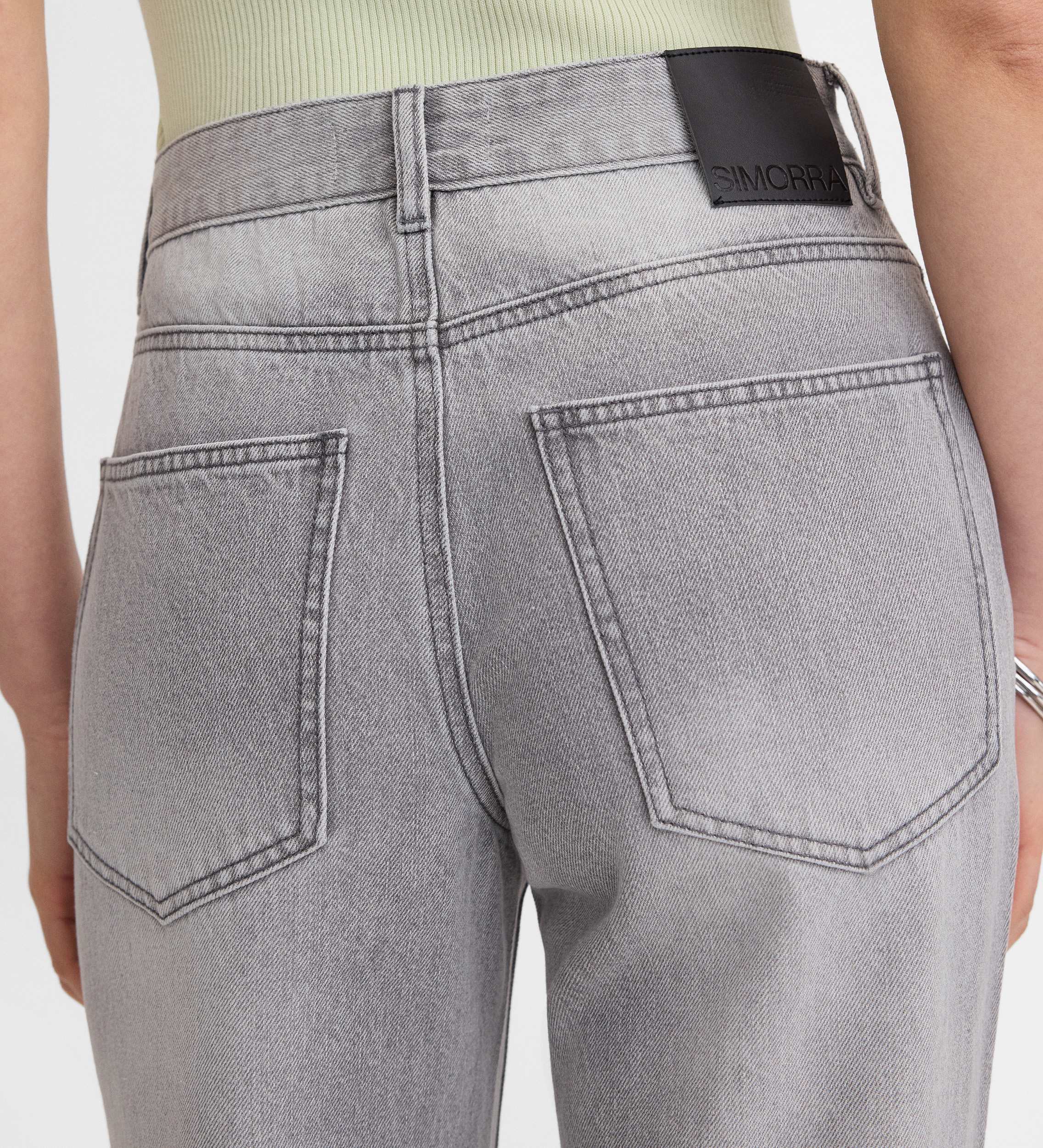 Straight jean
