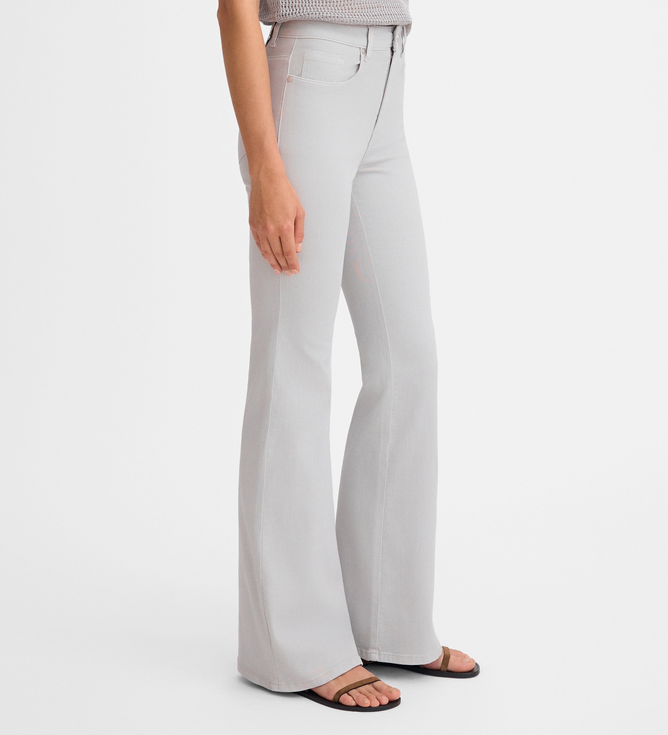 Flared jeans