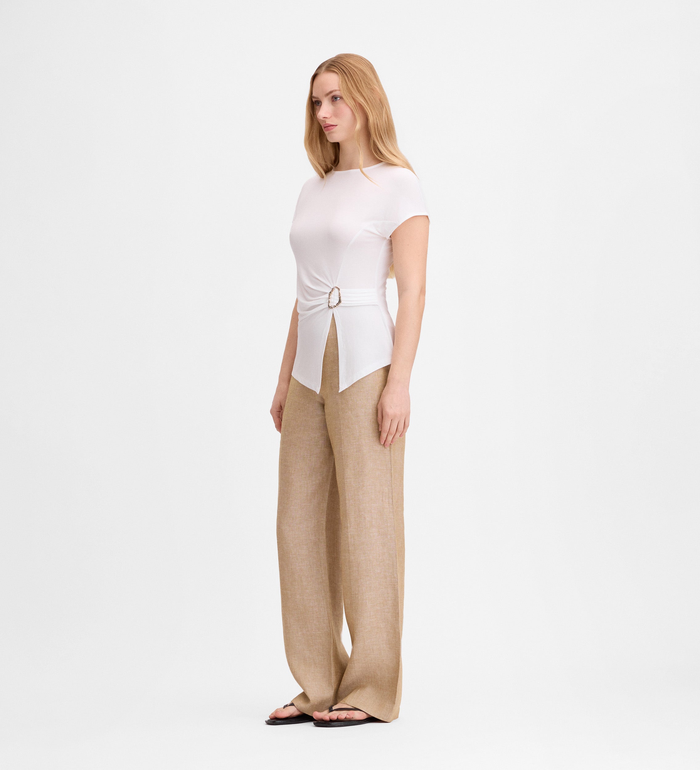 Asymmetrical buckle t-shirt