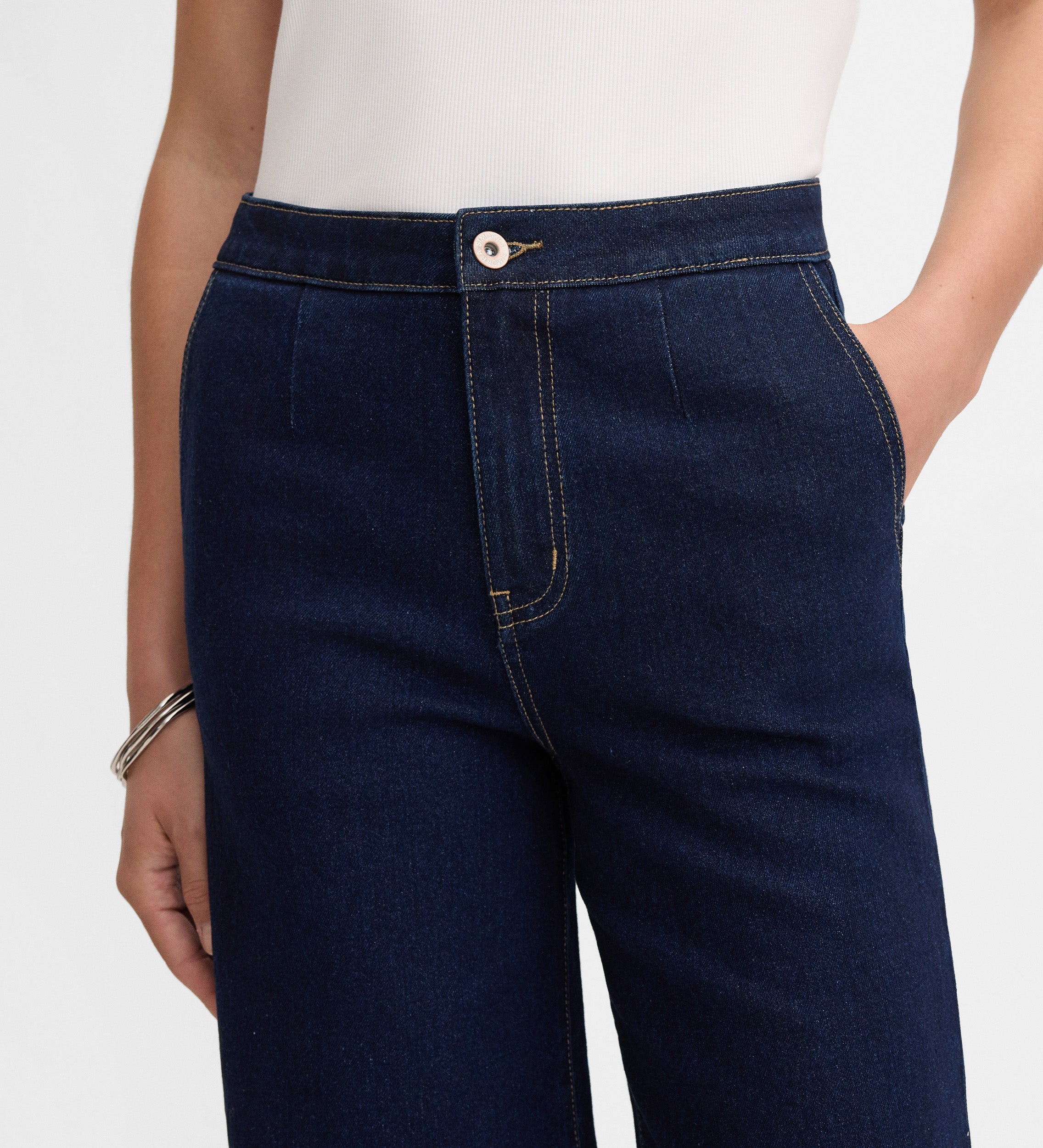 Cropped denim pants