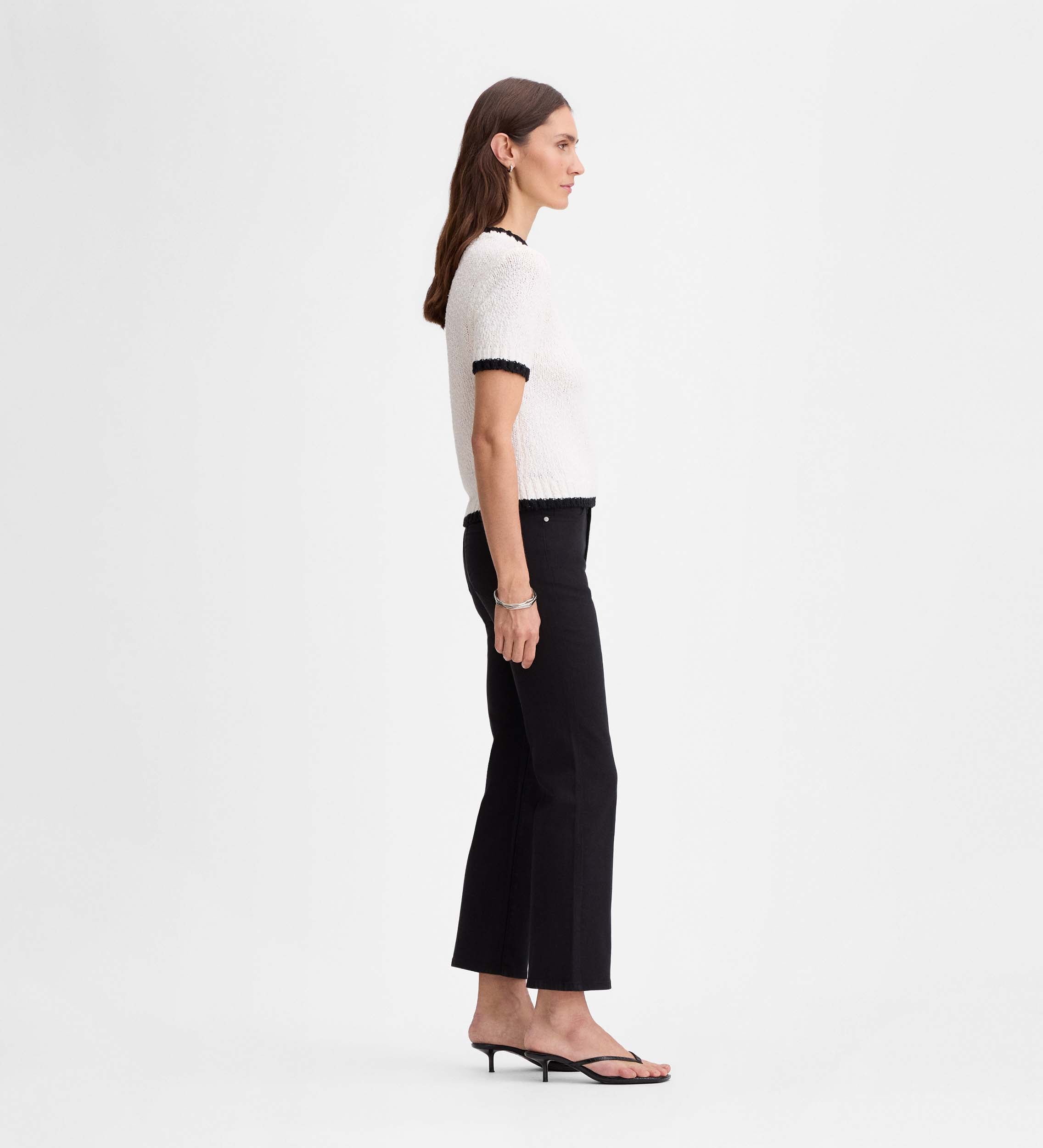 Flared cropped pants
