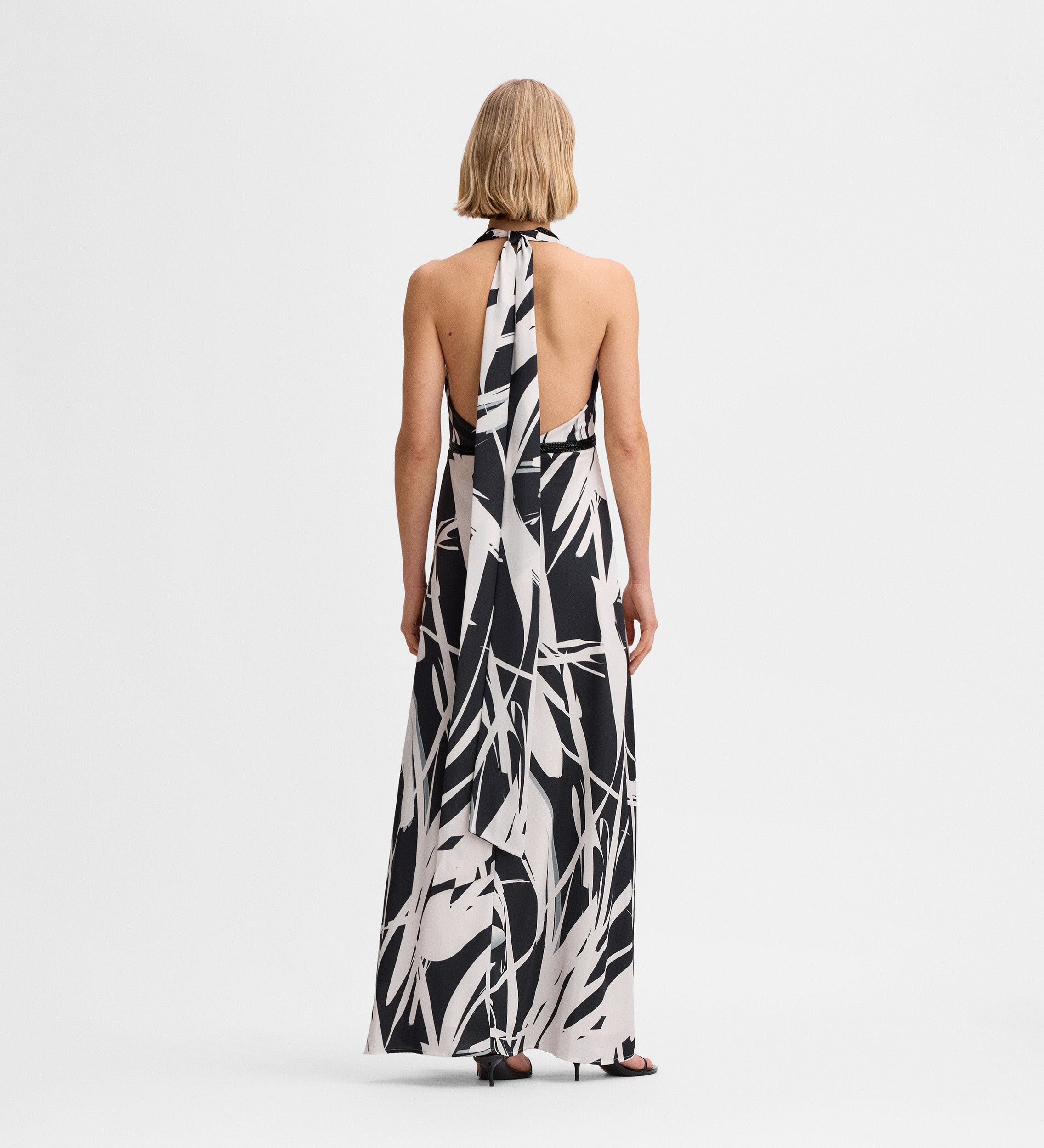 Robe longue en satin