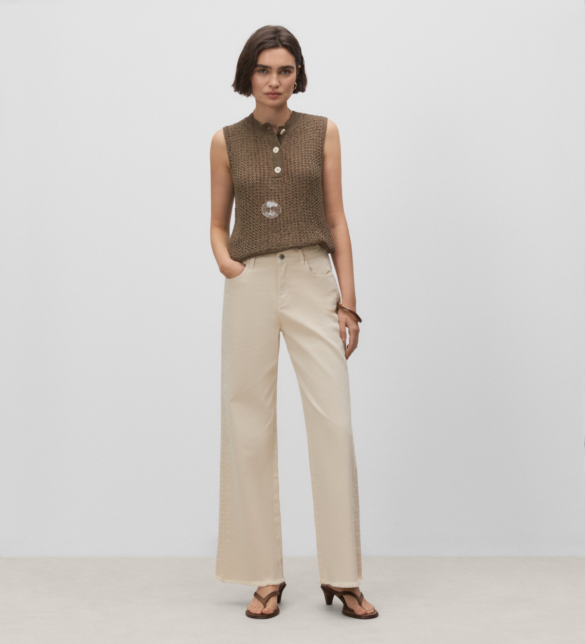 Wide leg trousers with side embroidery
