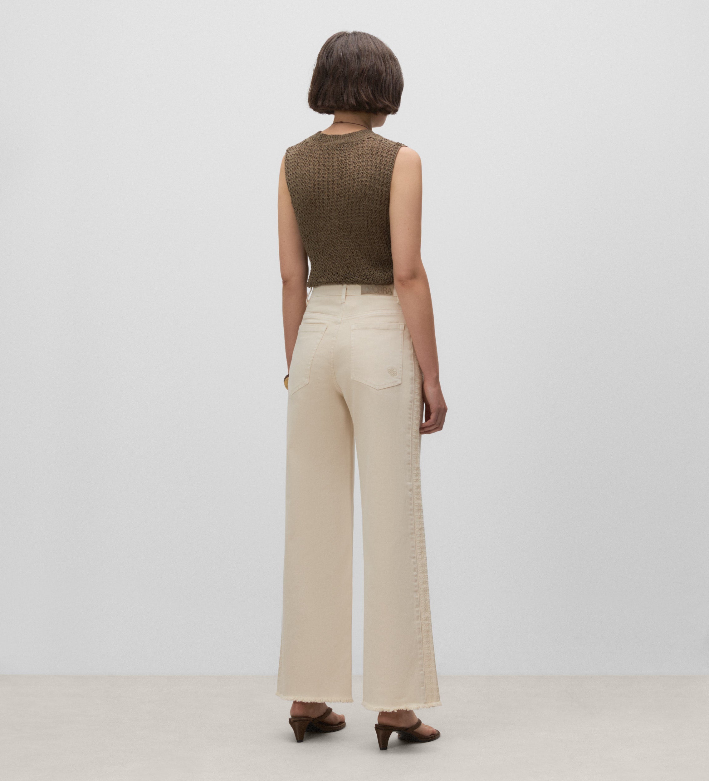 Wide leg trousers with side embroidery