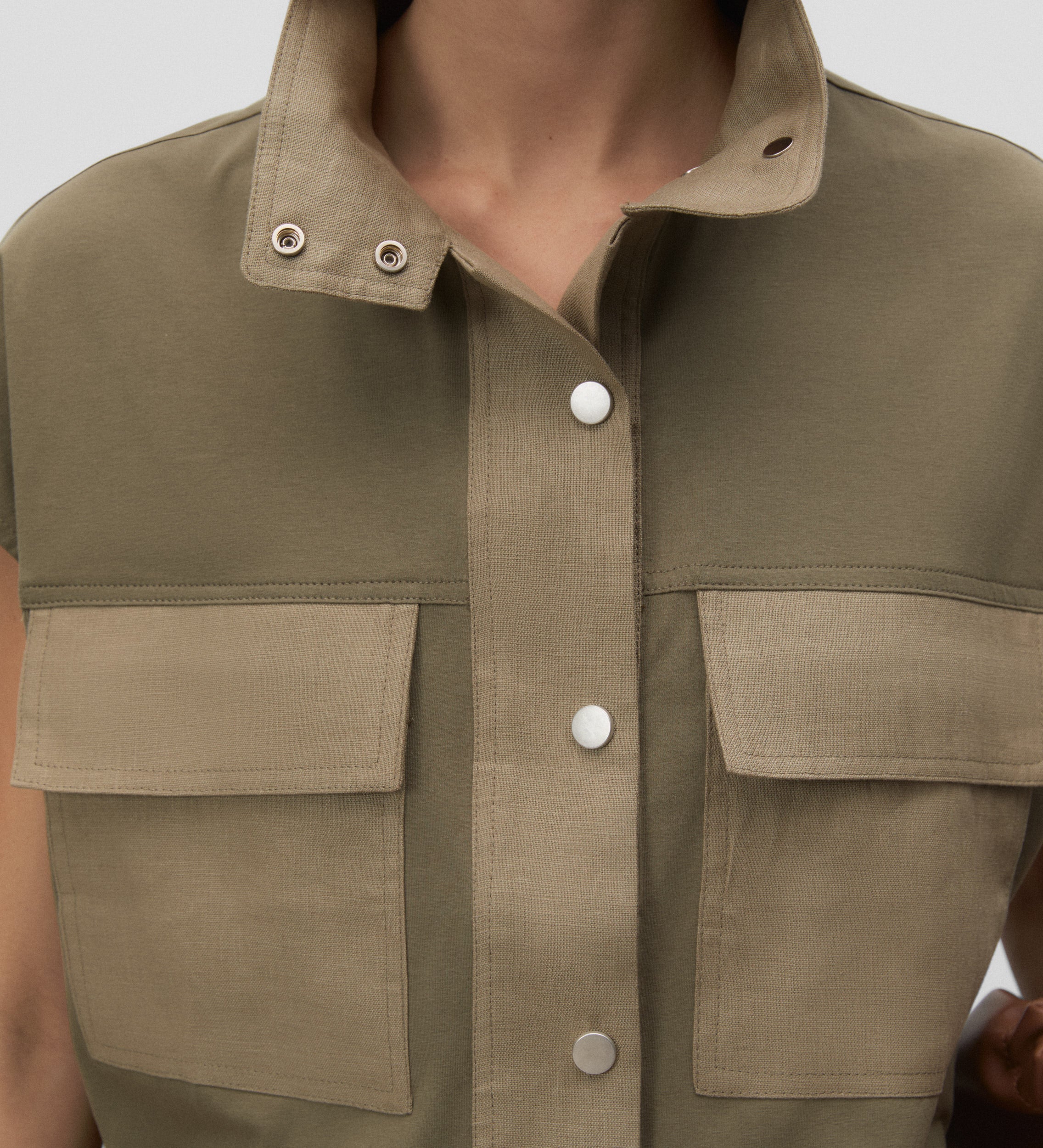 T-shirt col montant