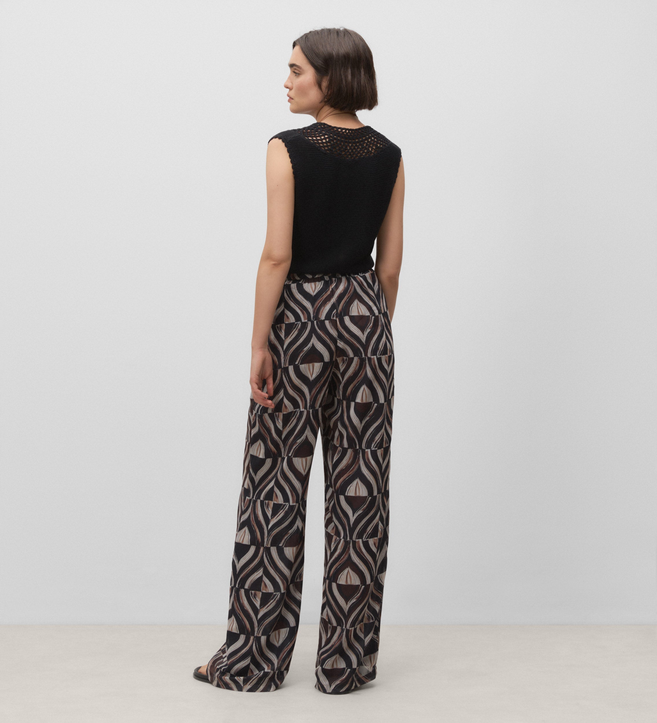 Flowy printed trousers