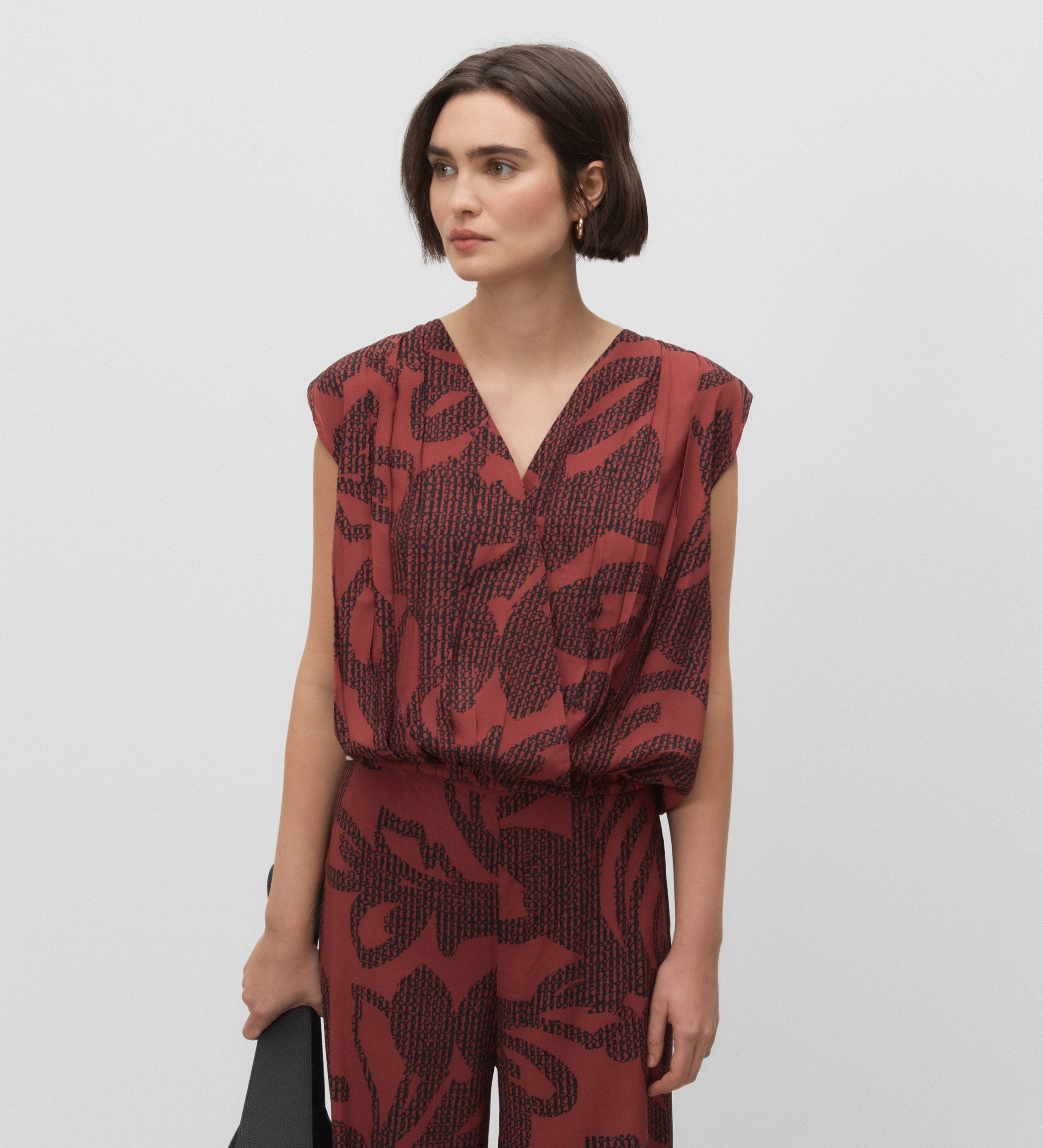 Printed puffed top