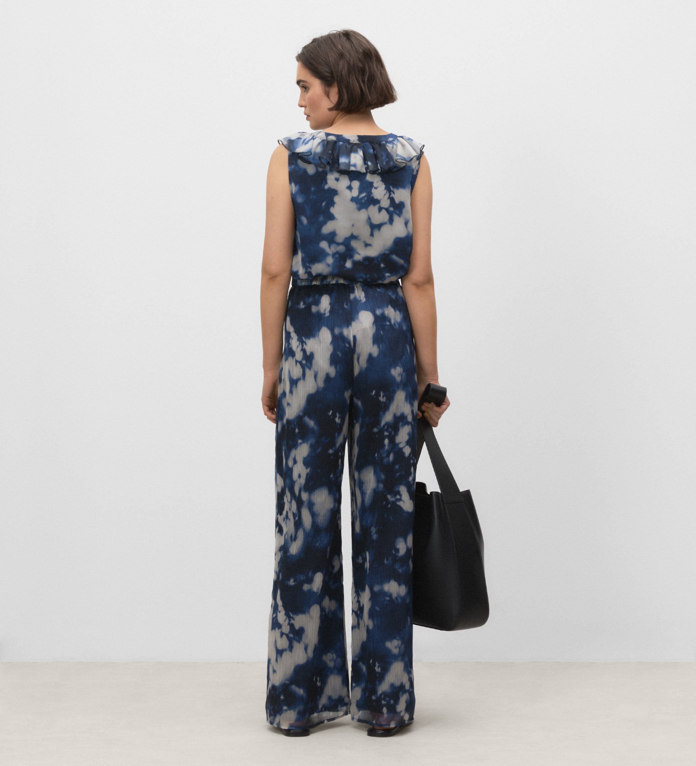 Printed sleeveless blouse