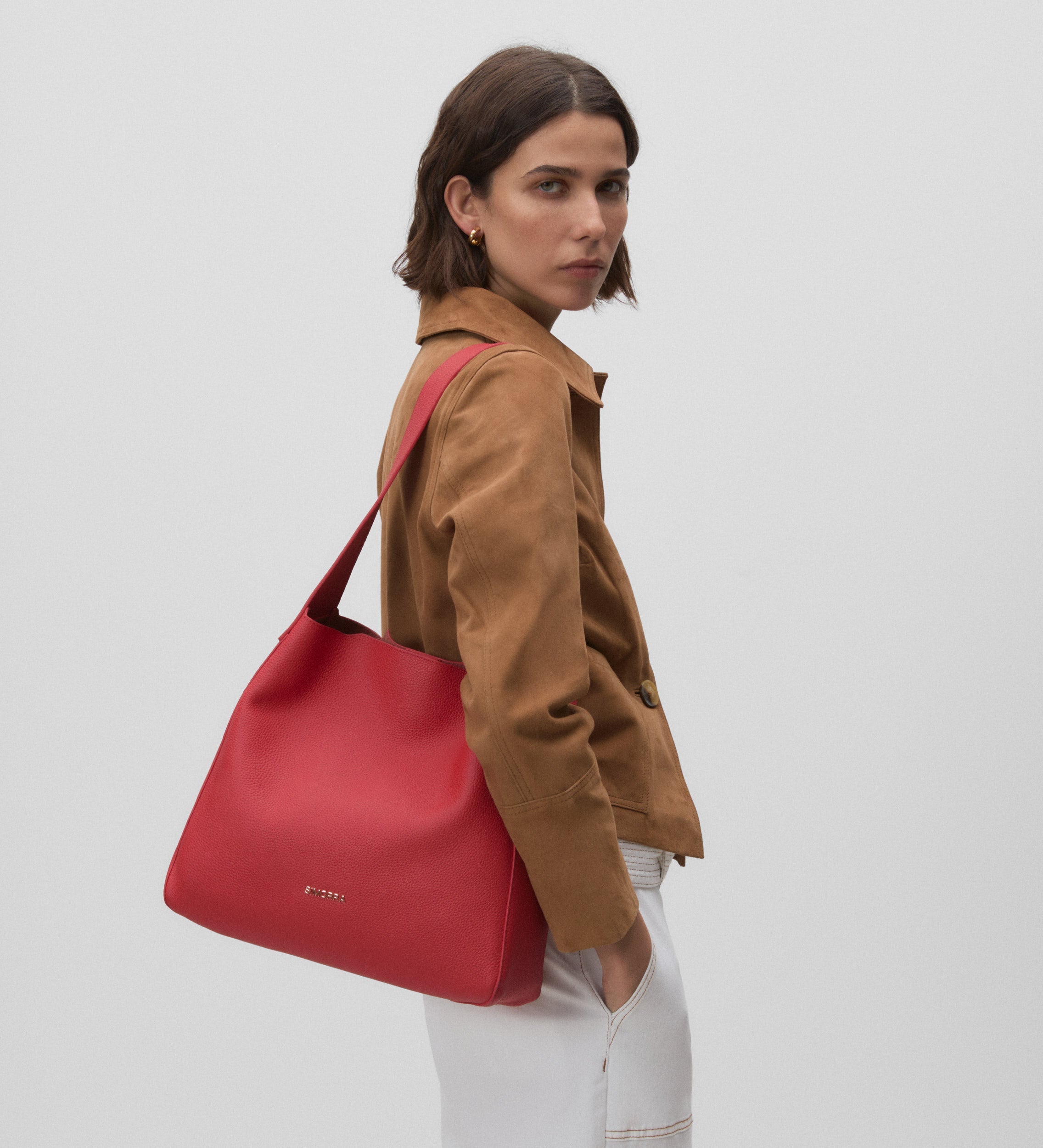Leather shoulder bag