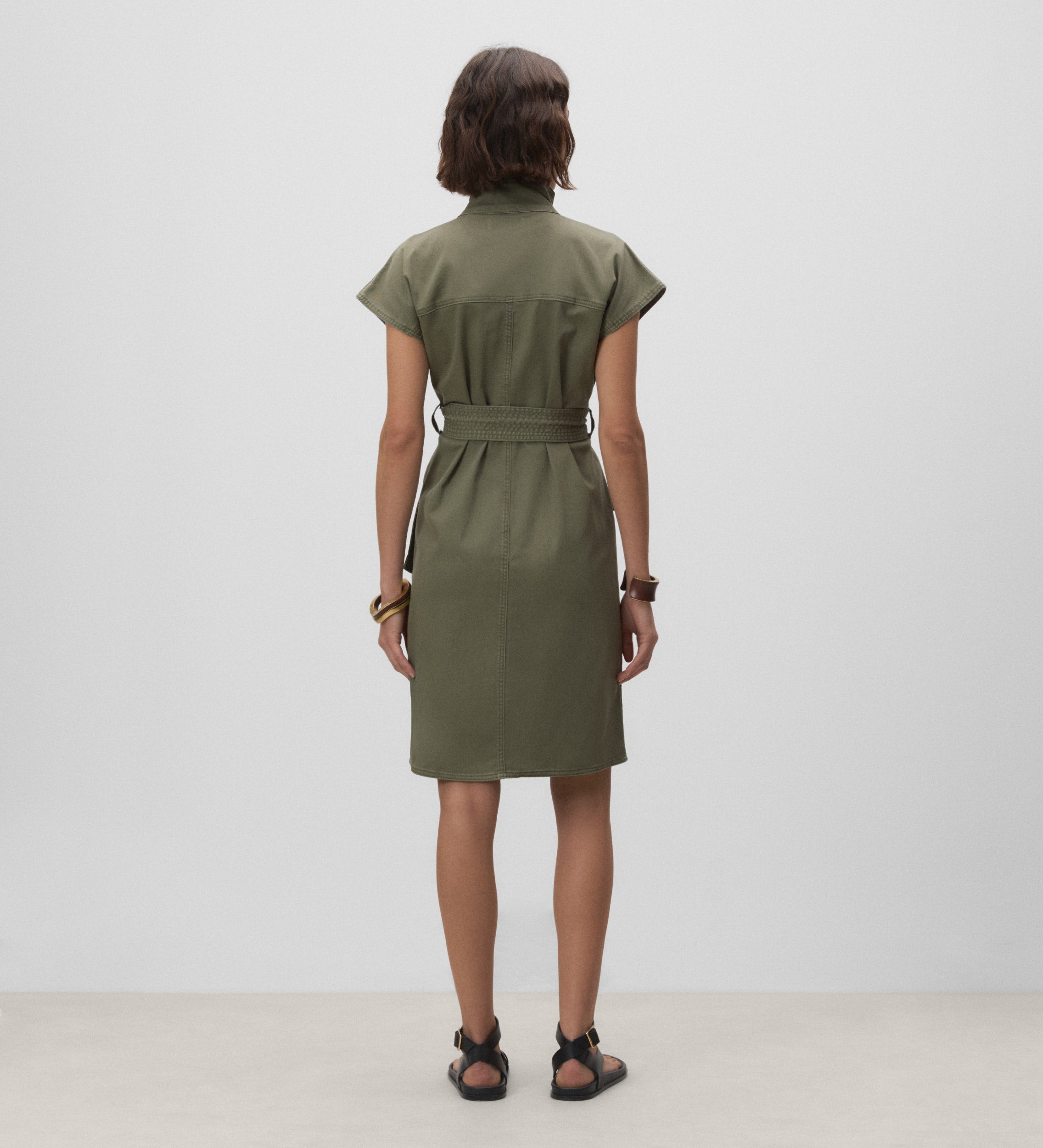 Vestido corto sahariano