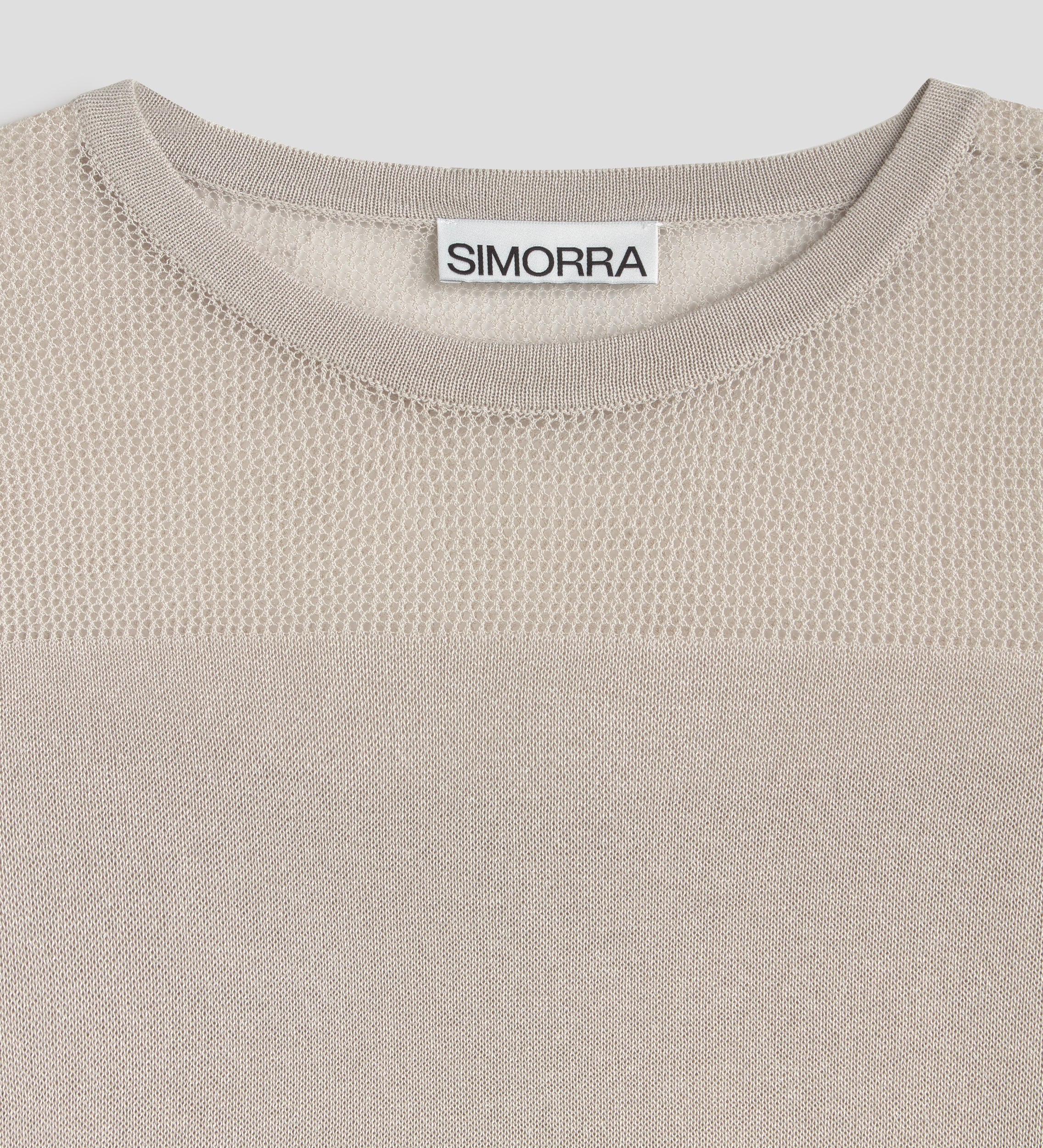 Short sleeve knitted top