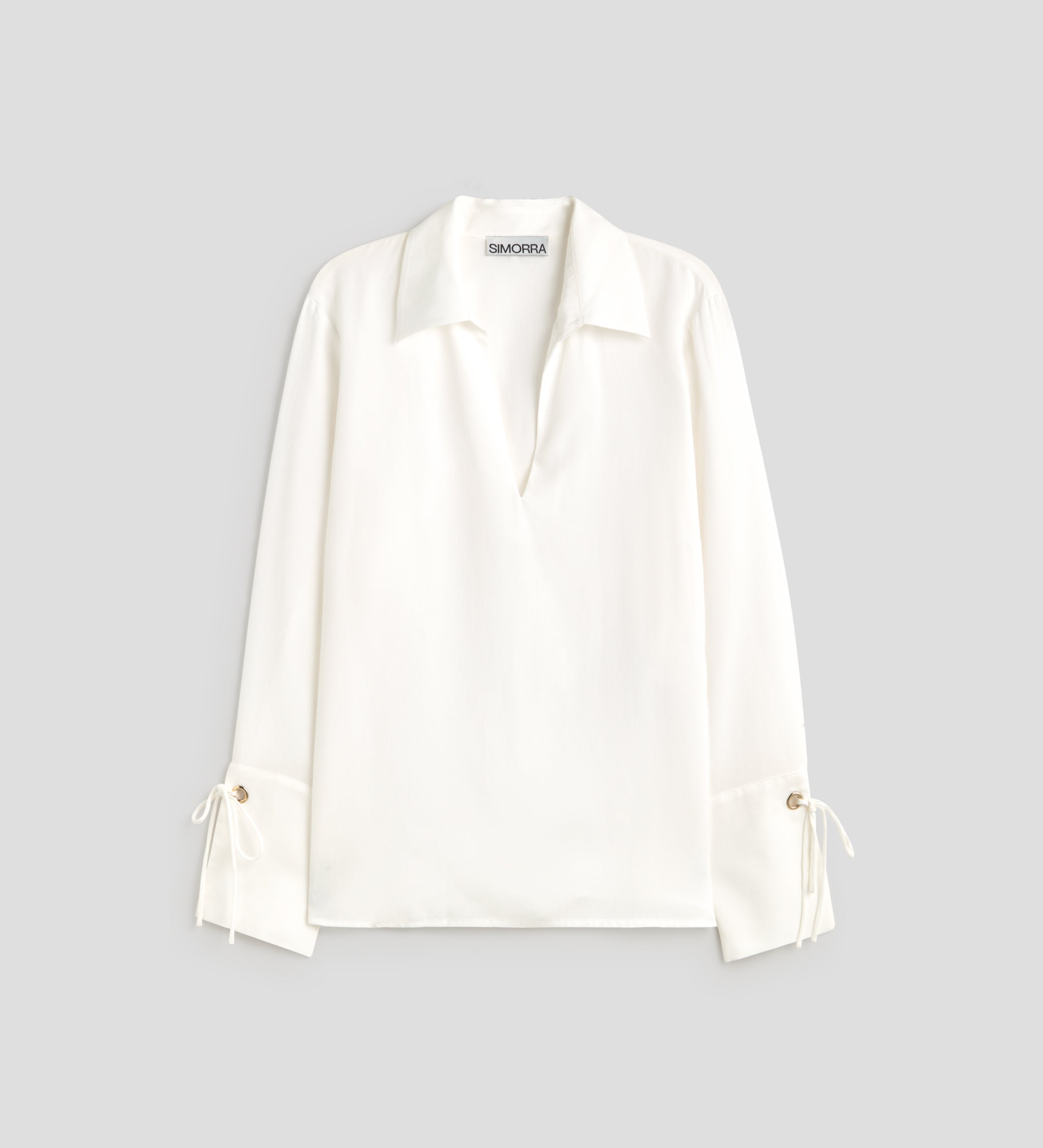 Chemise col V