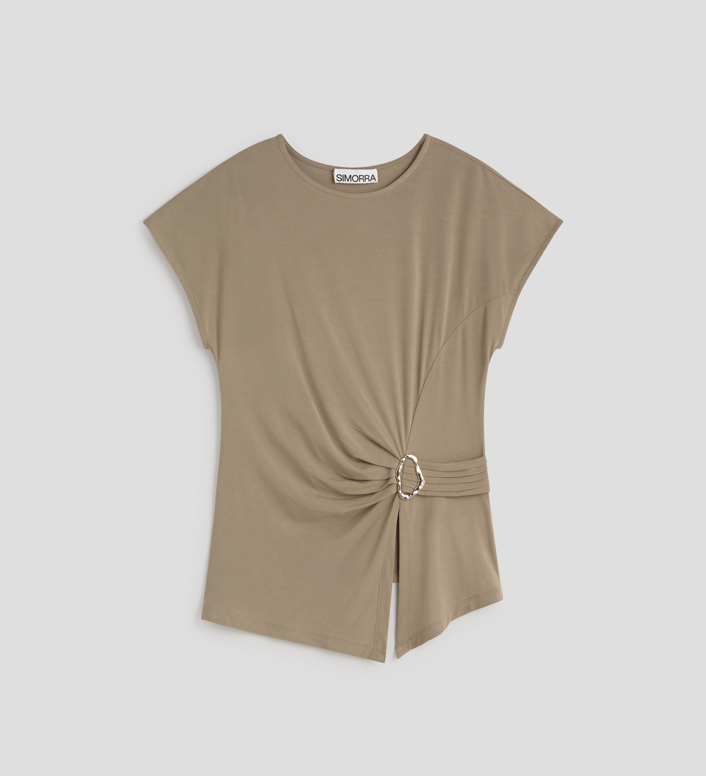 Camiseta asimétrica hebilla