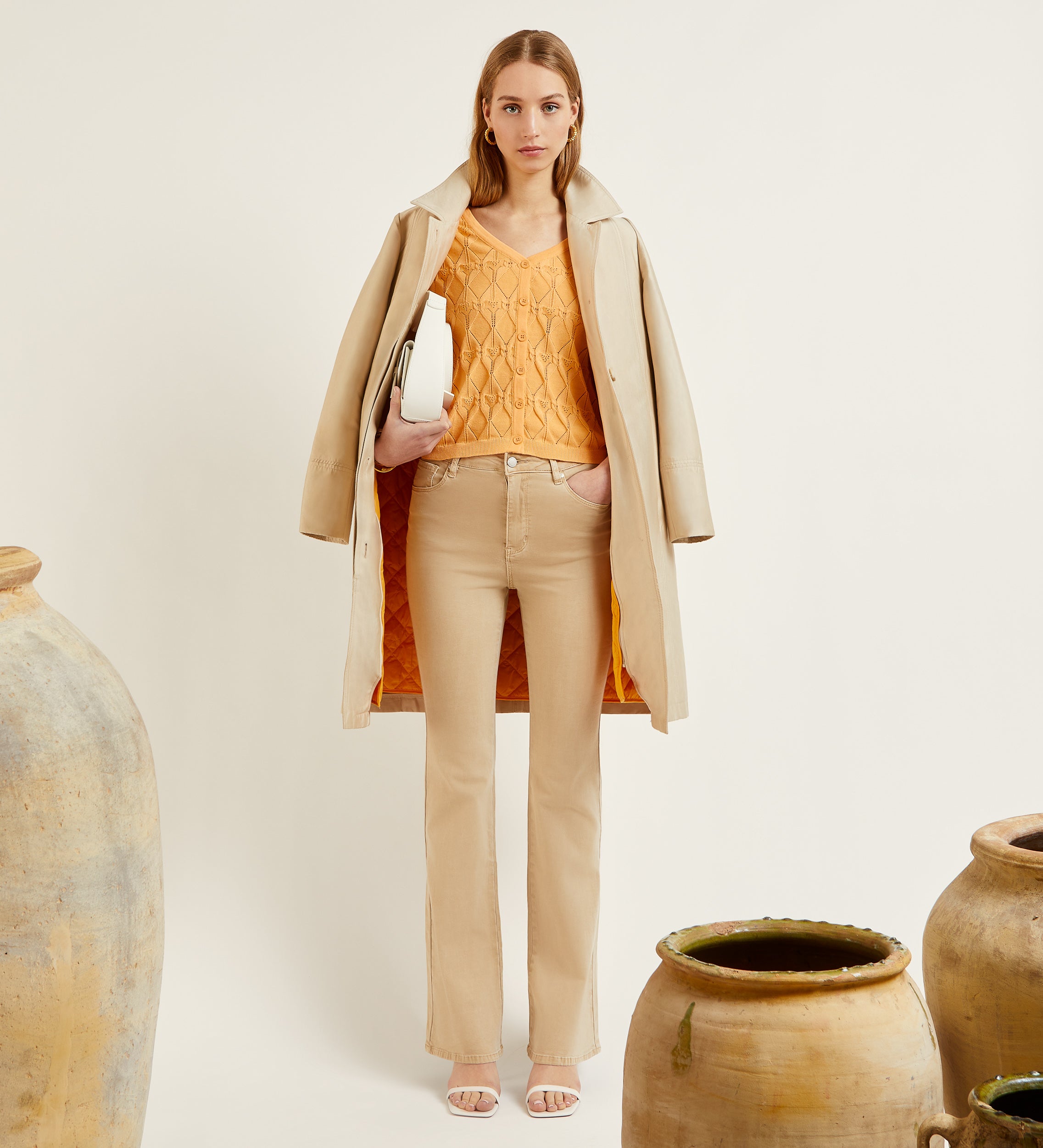Trench coat with contrast lining