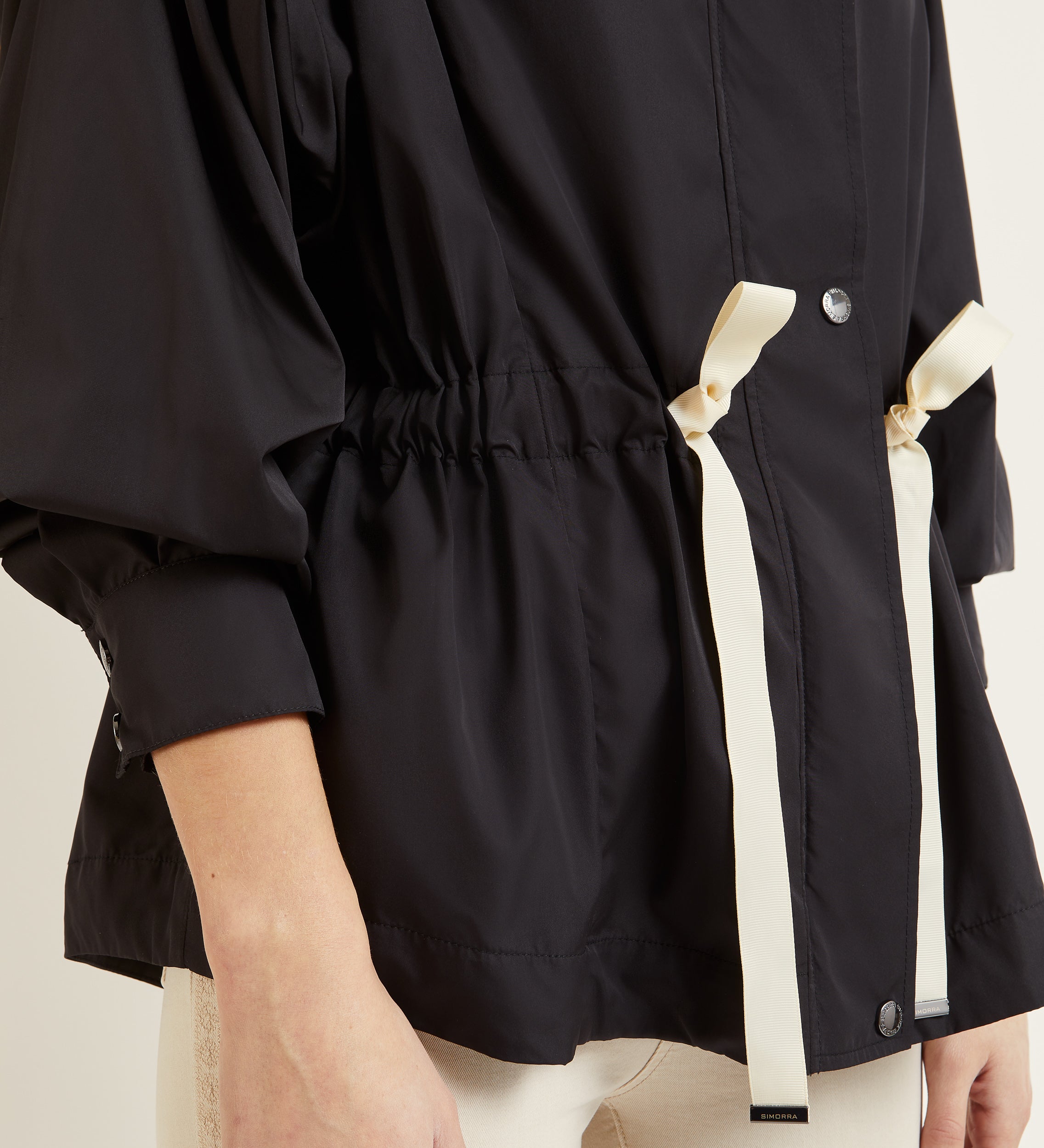 Short volume parka