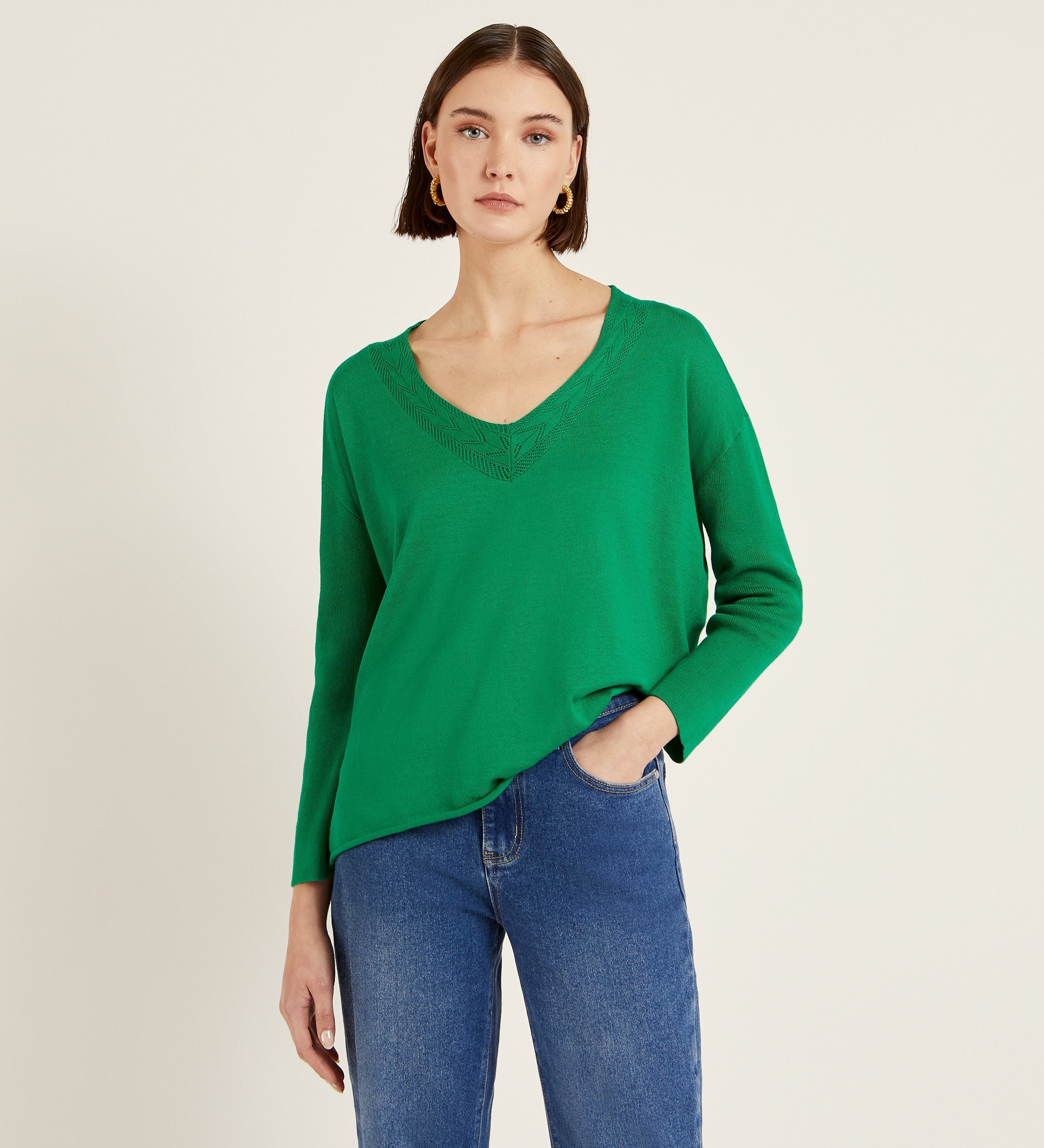 Pull col V ajouré