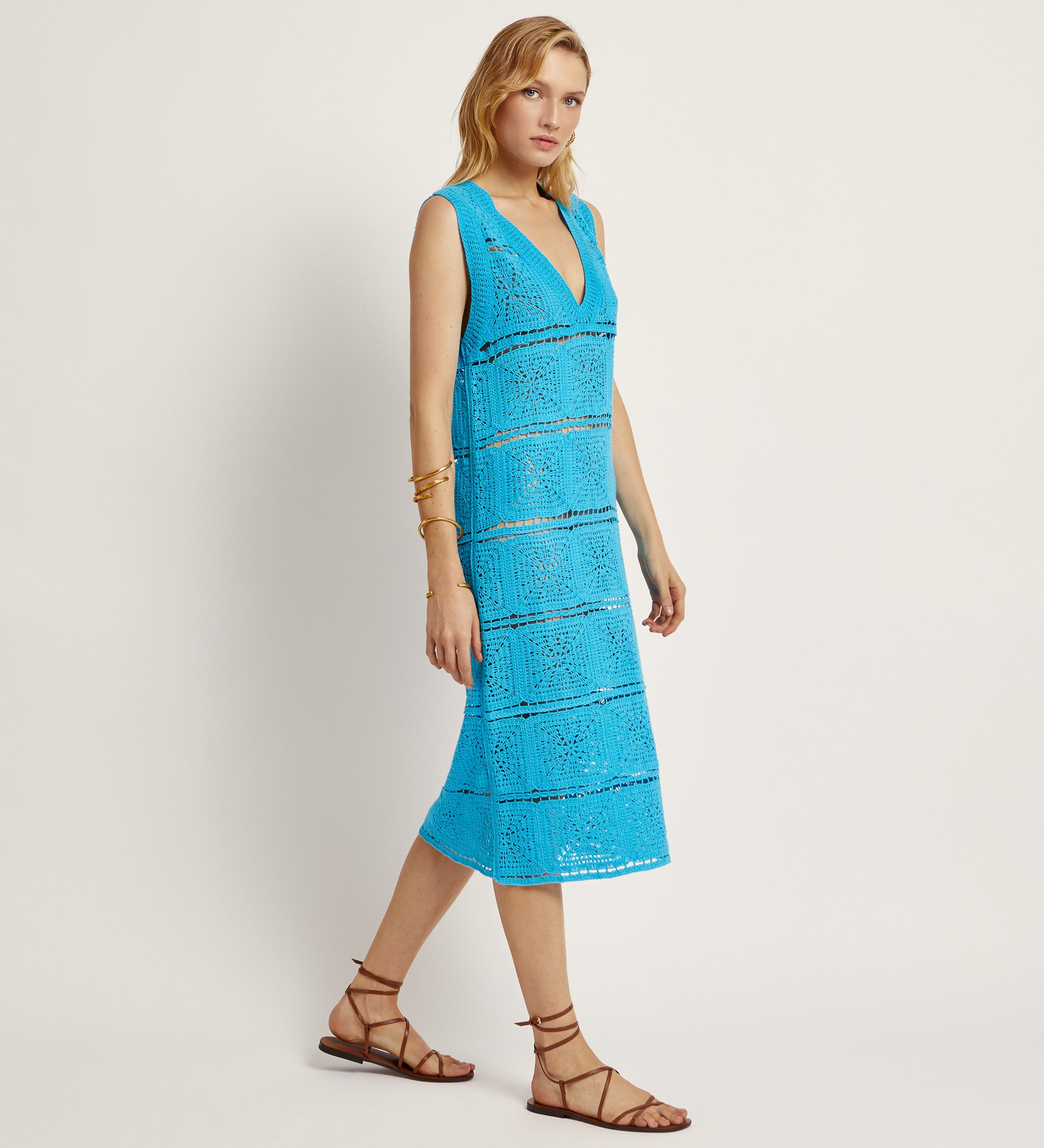 Robe mi-longue en crochet