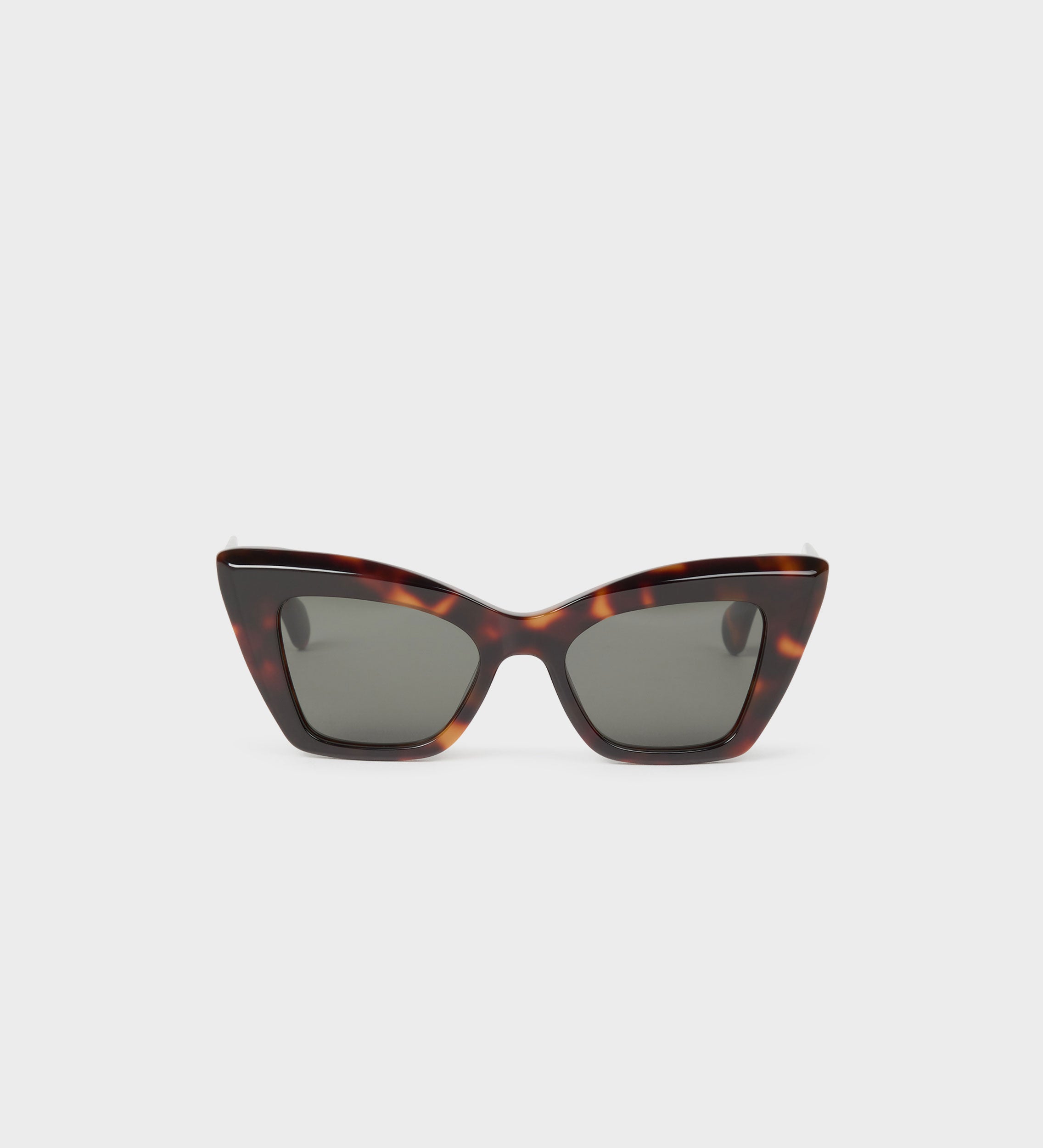 Cat eye sunglasses