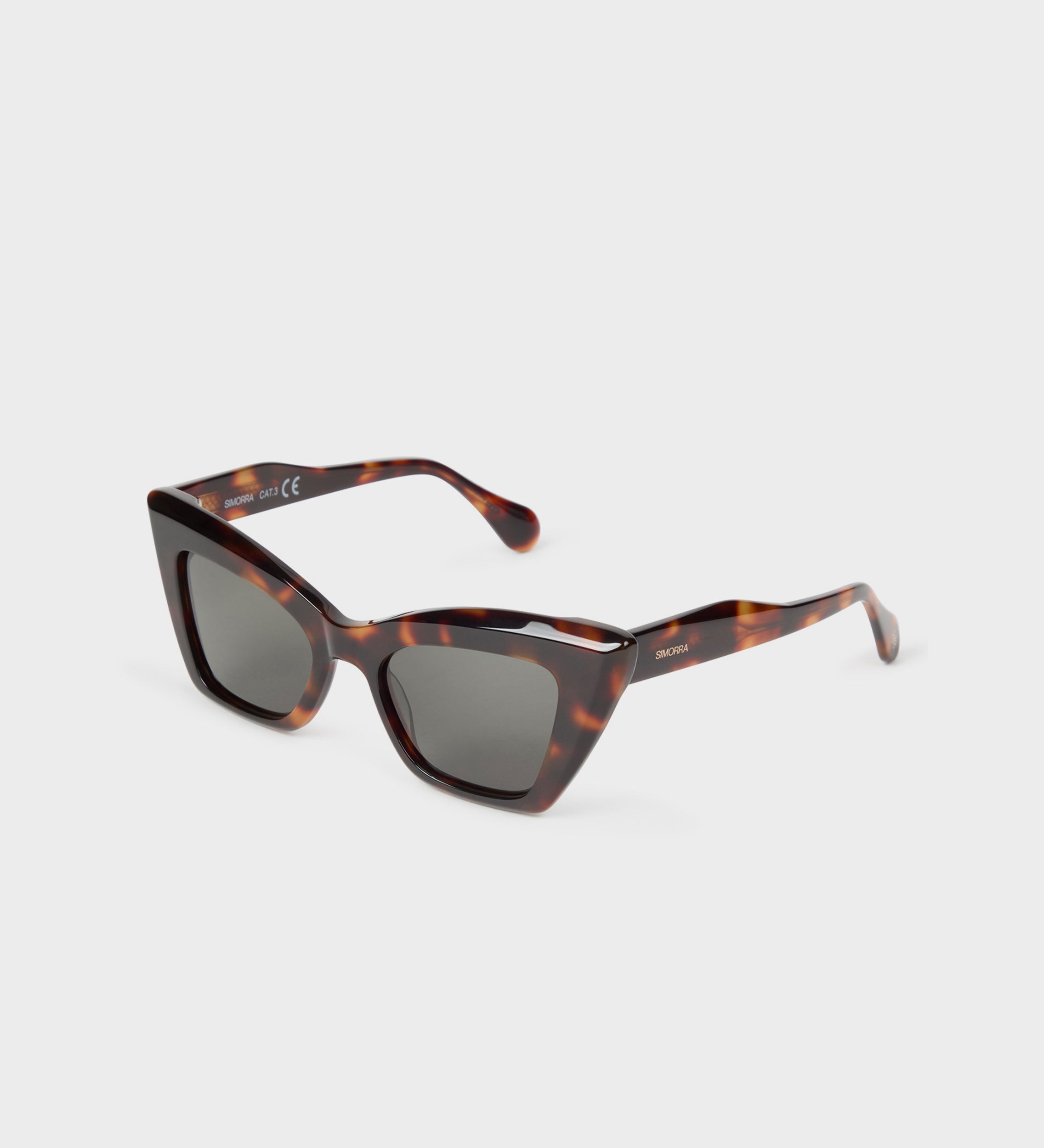Cat eye sunglasses