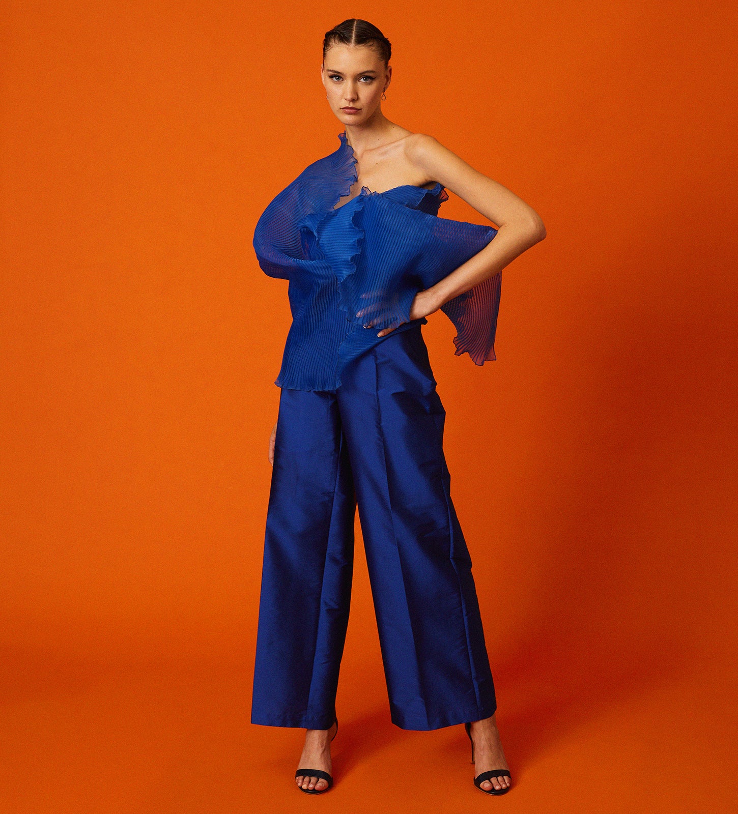 Pleated organza foulard
