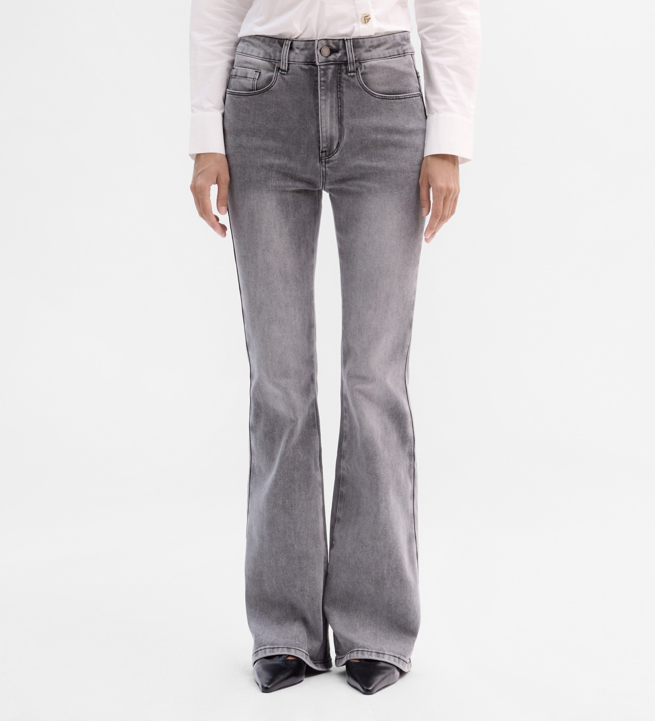 Flared jeans