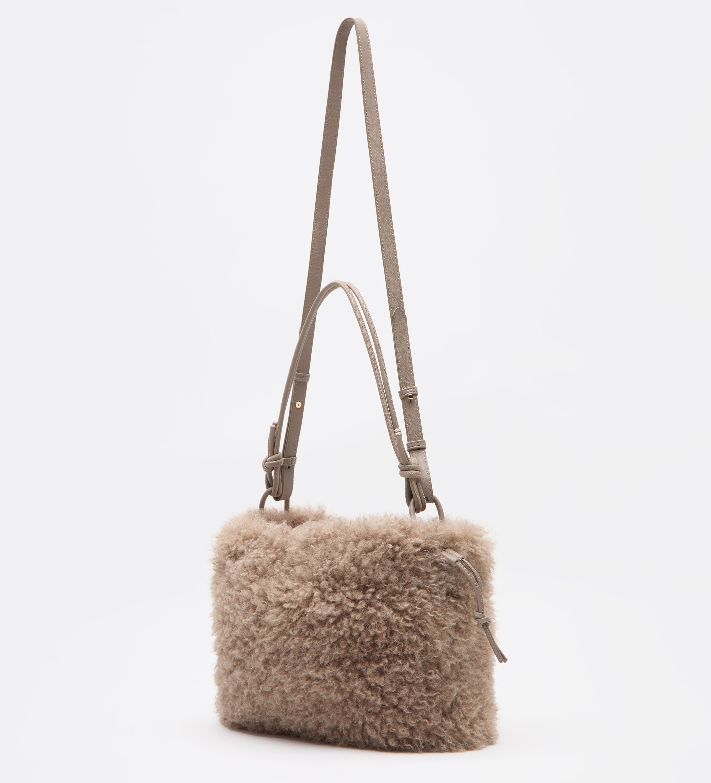 Furry bucket bag