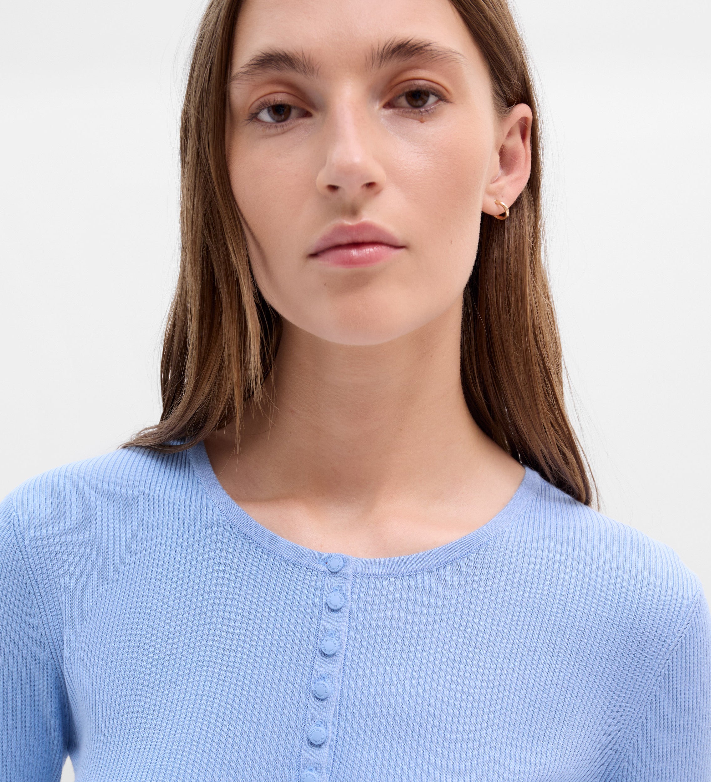 Pull fin boutonné