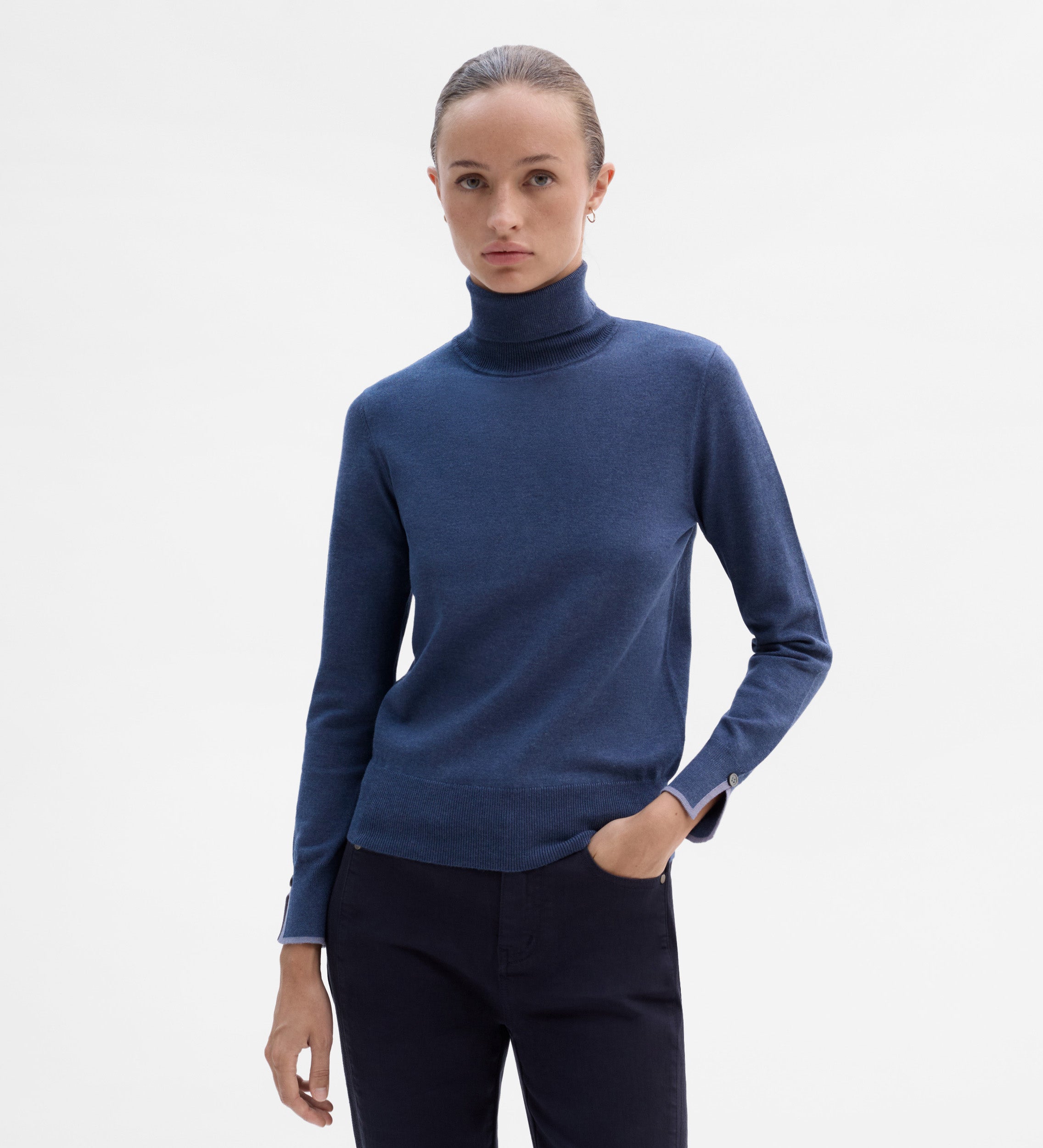 High neck sweater