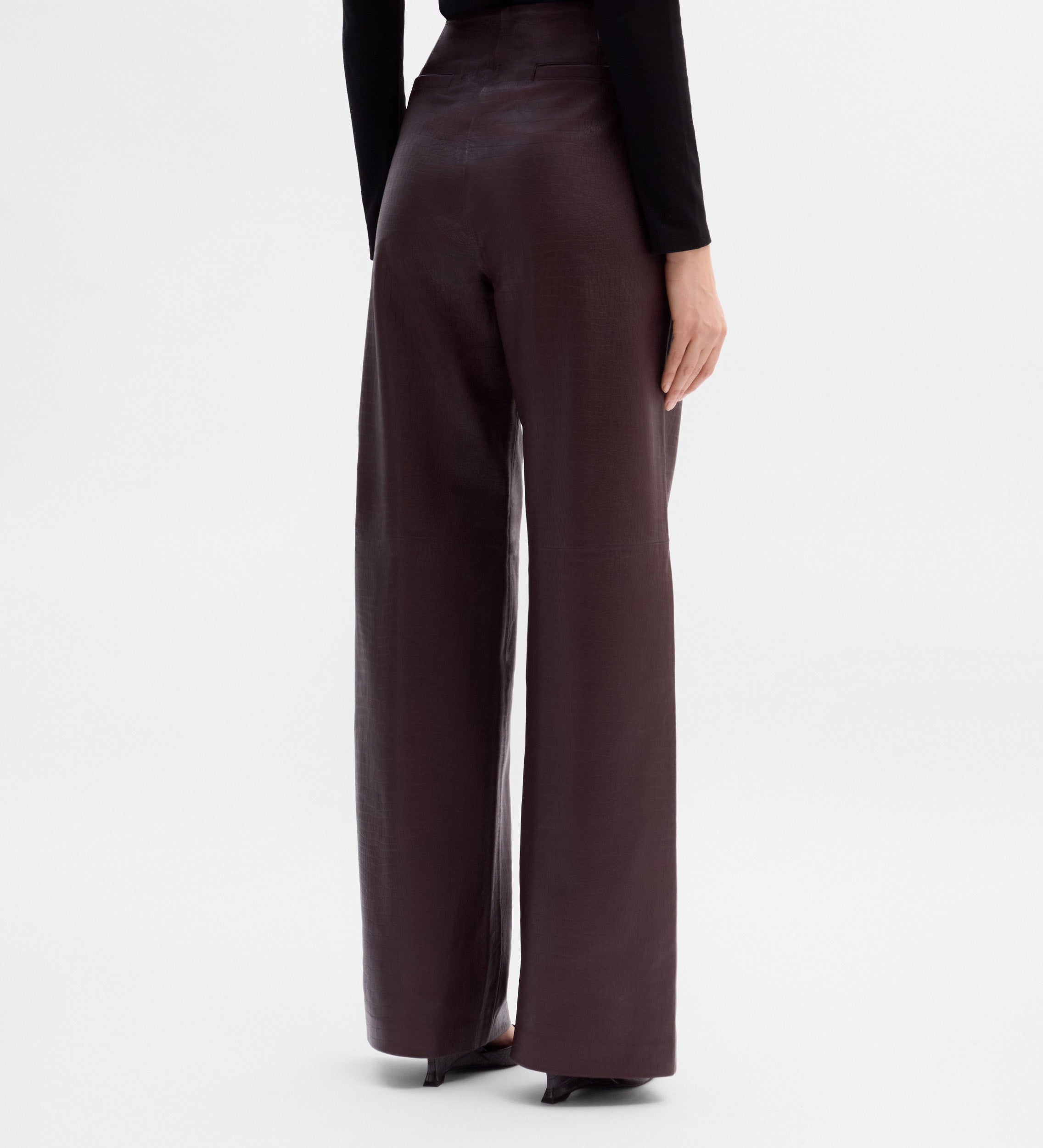 Pantalon en cuir gaufré