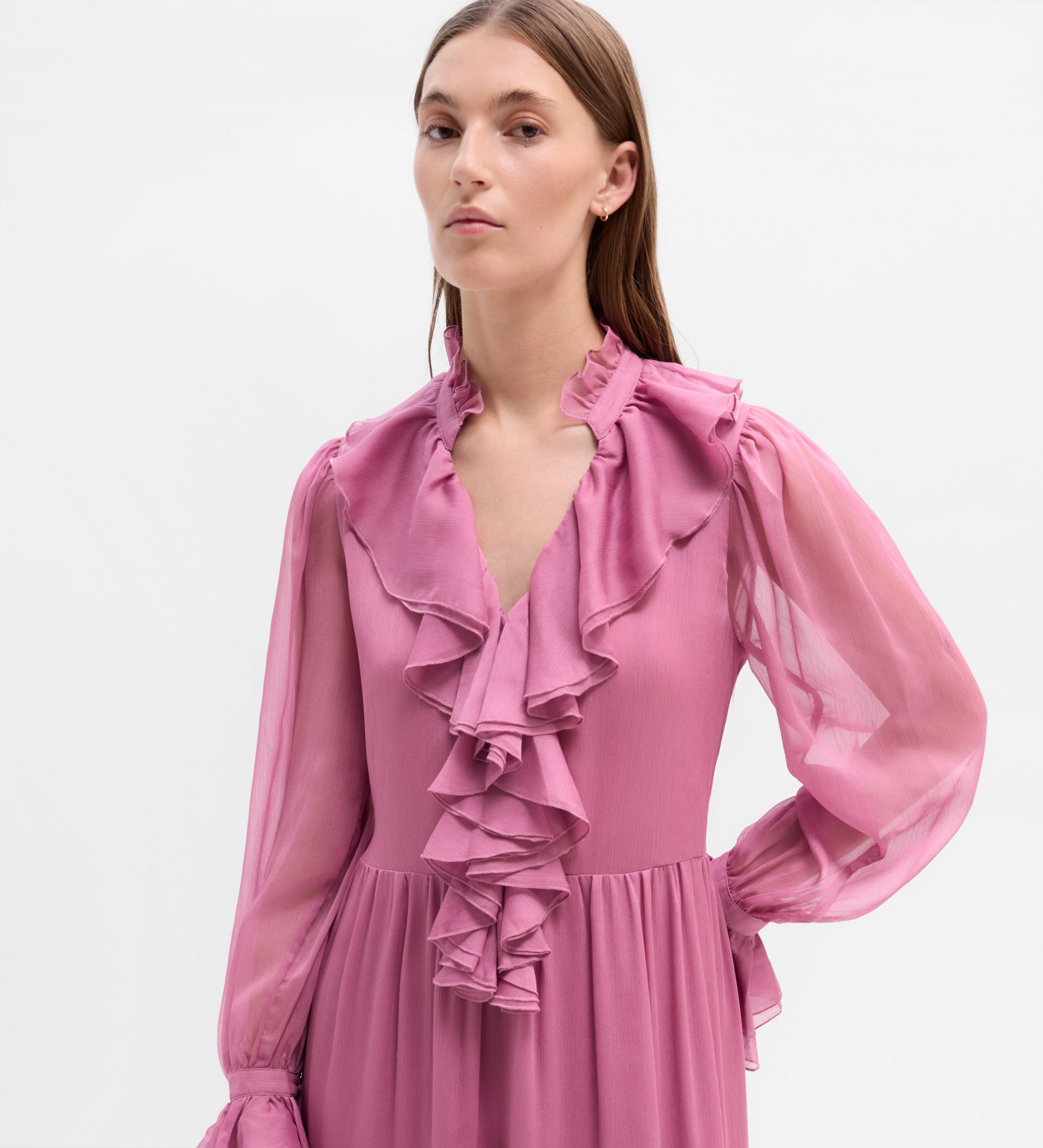 Vestido vaporoso volantes