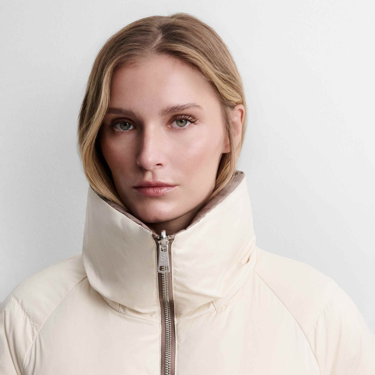 Long reversible puffer jacket