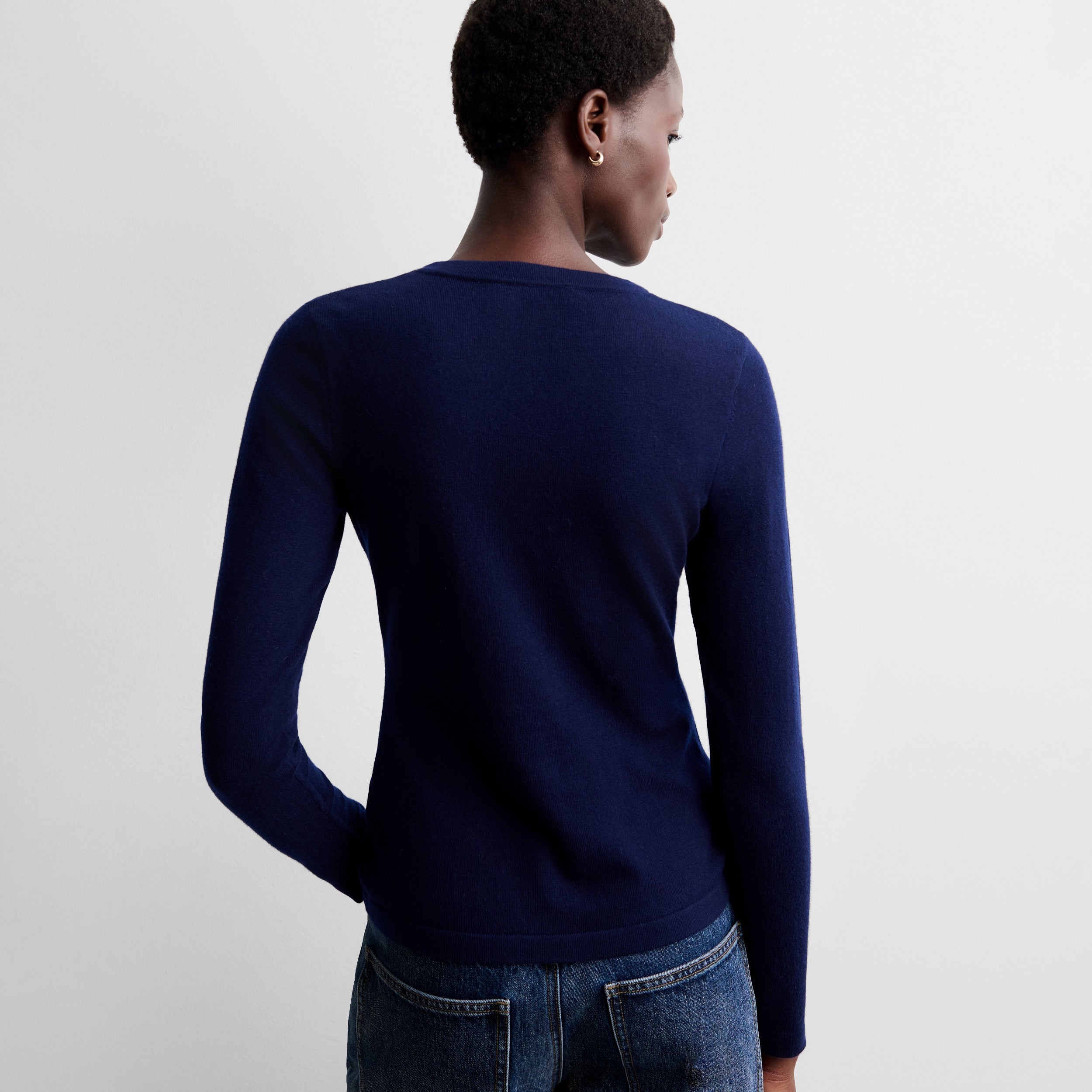 Pull drapé à boutons
