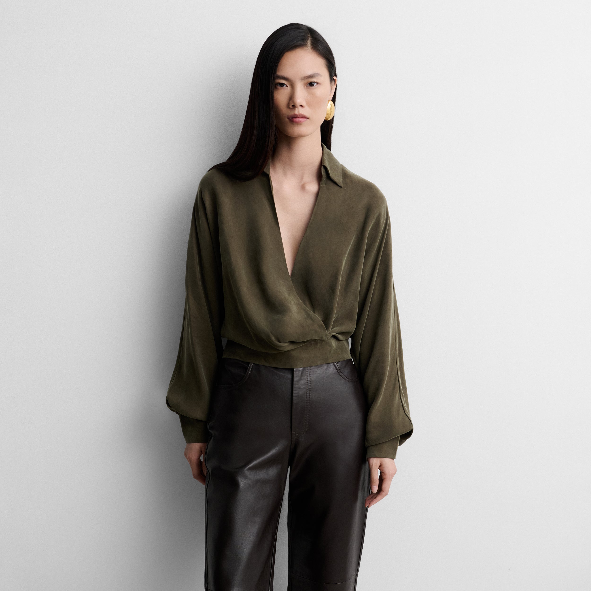 Blusa fluida escote cruzado