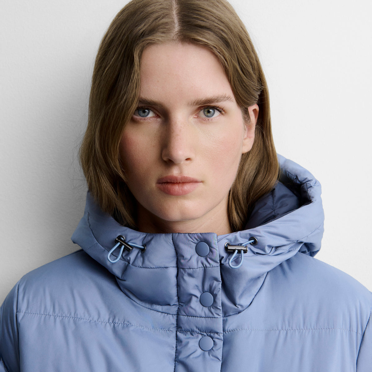Short reversible puffer jacket